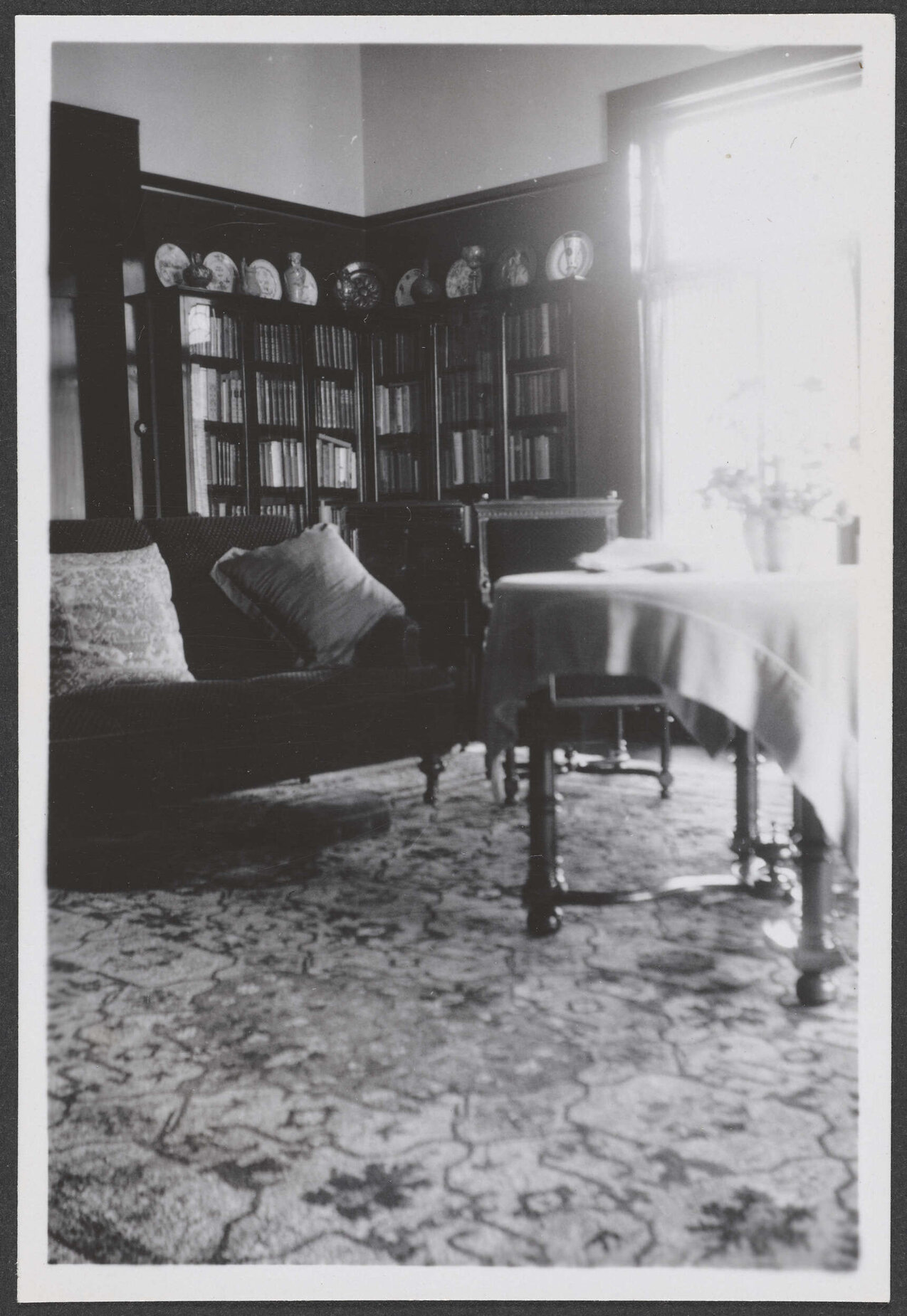 Sitting room at Manono