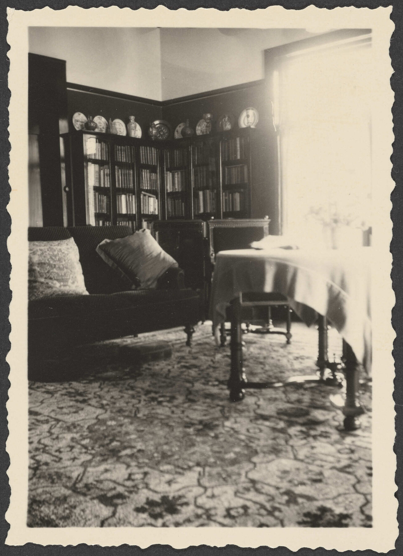 Sitting room at Manono