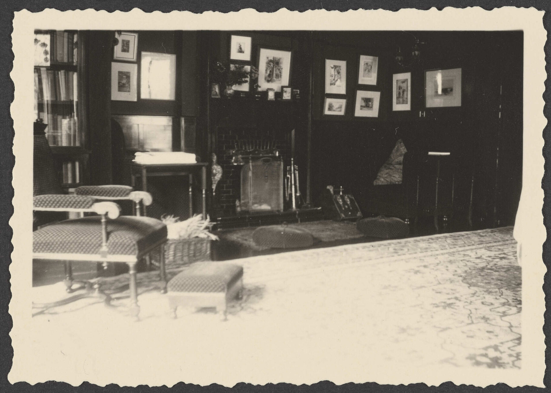 Sitting room at Manono