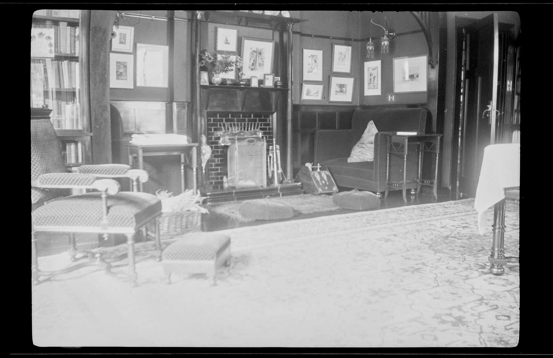 Sitting room at Manono
