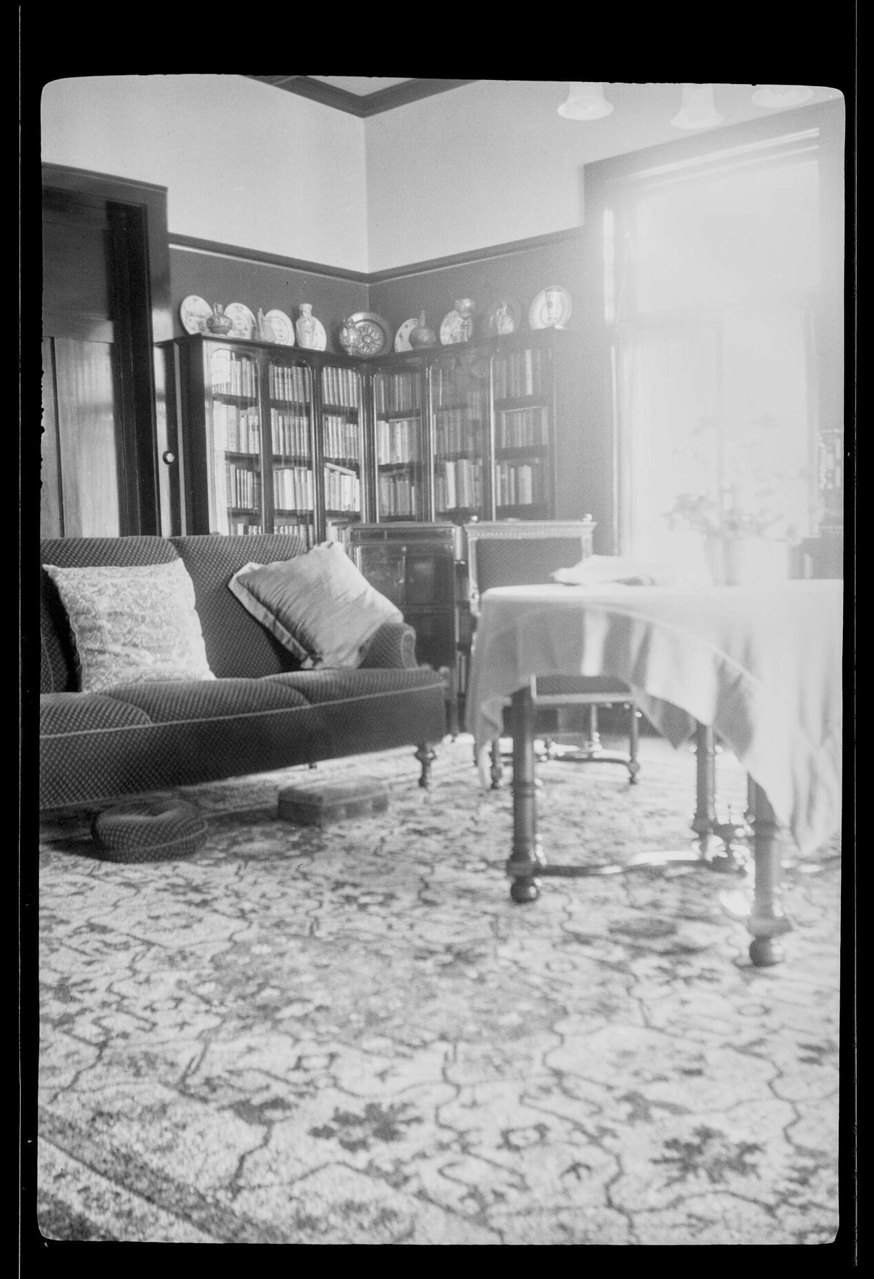 Sitting room at Manono