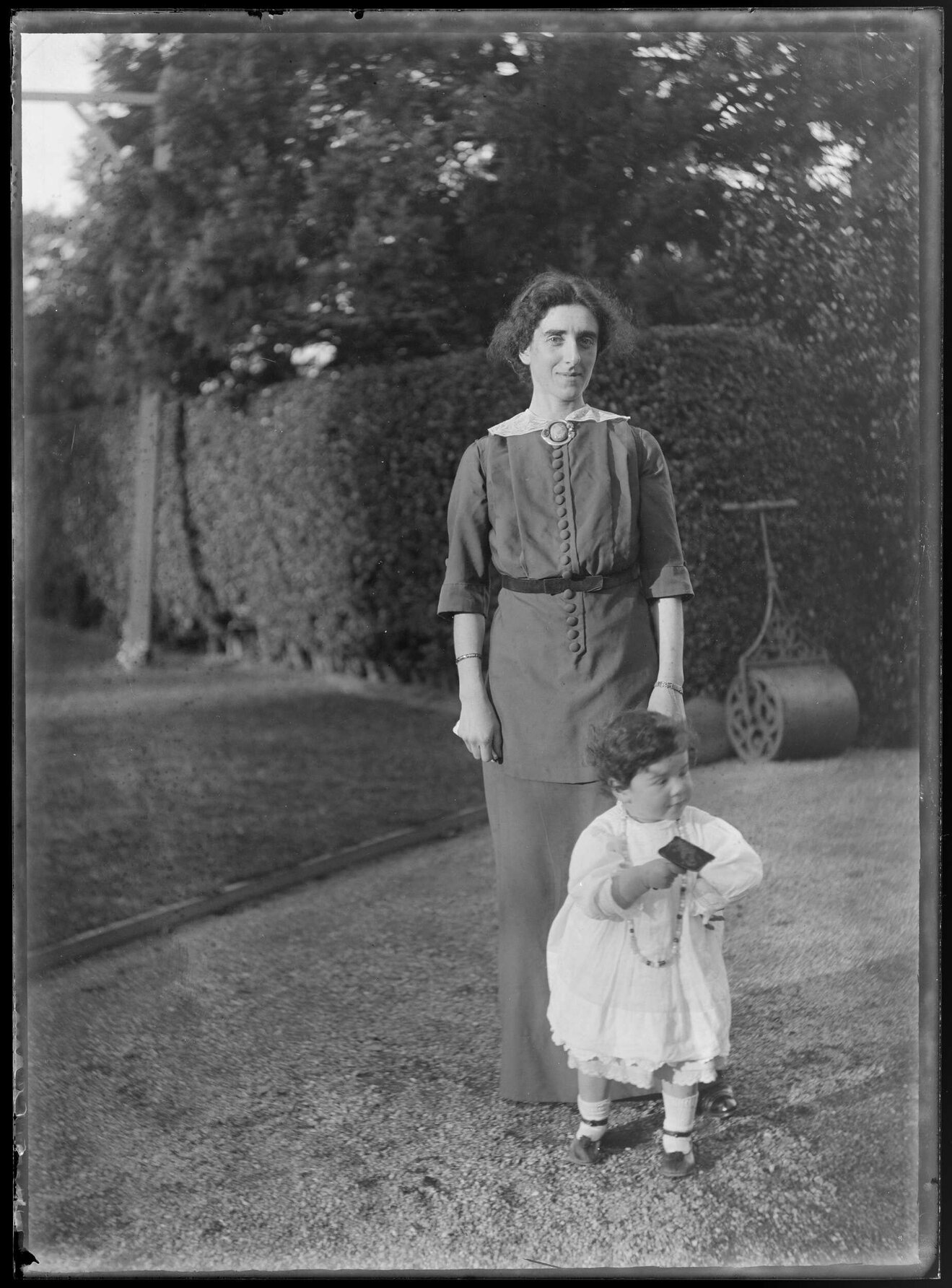 Helene and Lesley Brasch