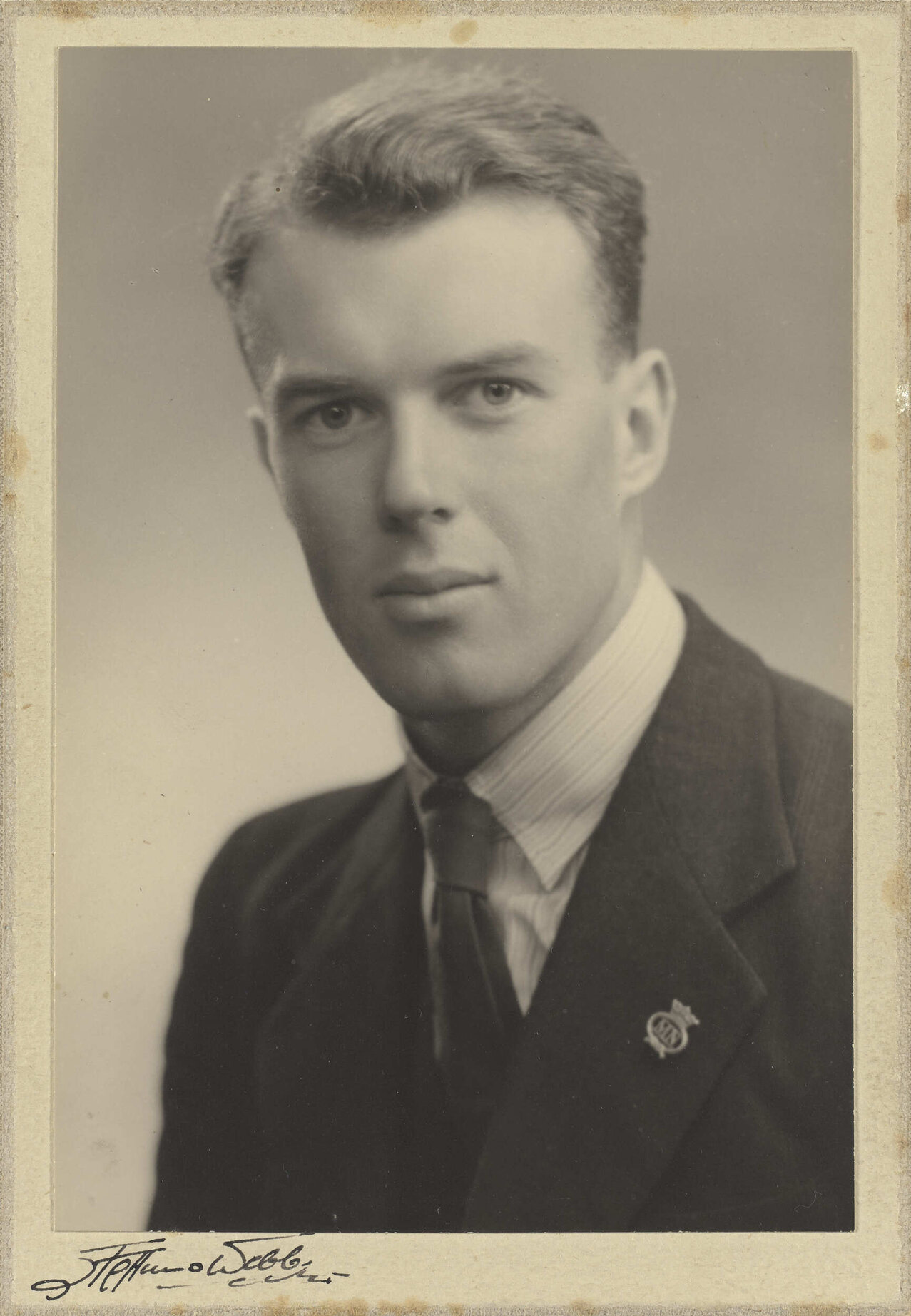 Unidentified man [Tim Thompson]