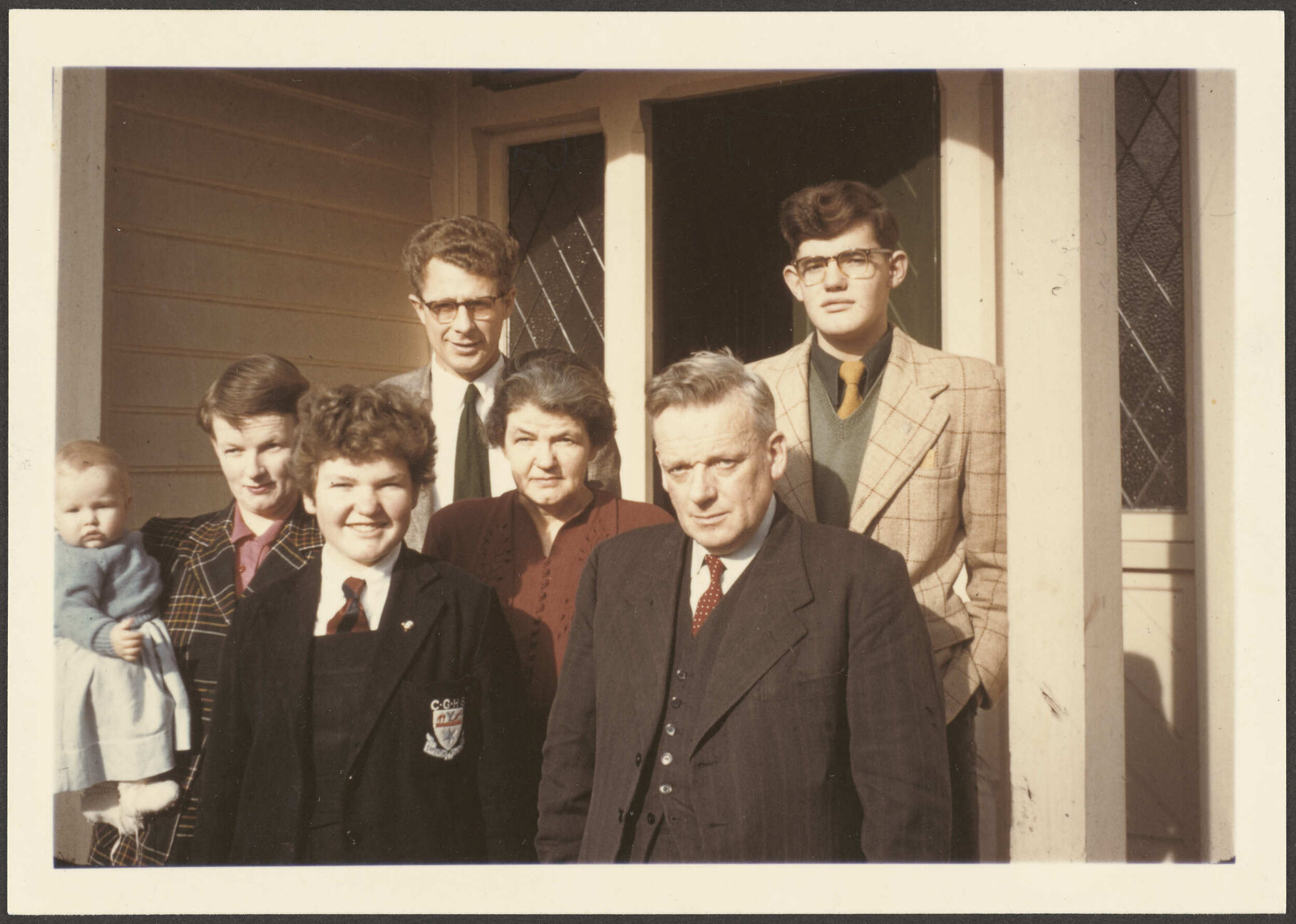 'Rachel, Margaret, Kathleen, Harry, Pearl, Os, Colin Bennett 56 Armagh St'