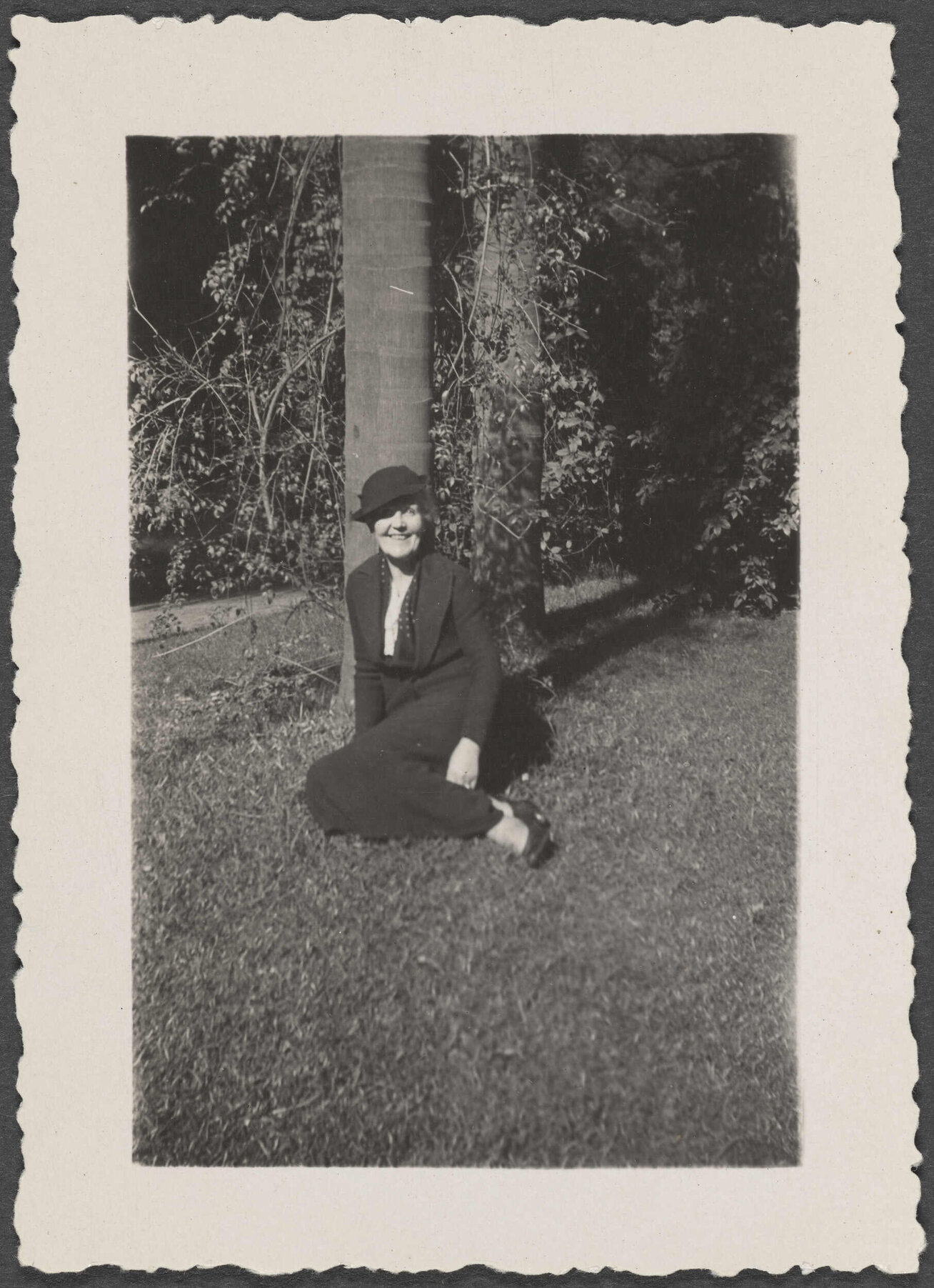 Unknown woman in the botanical gardens at Buenos Aires
