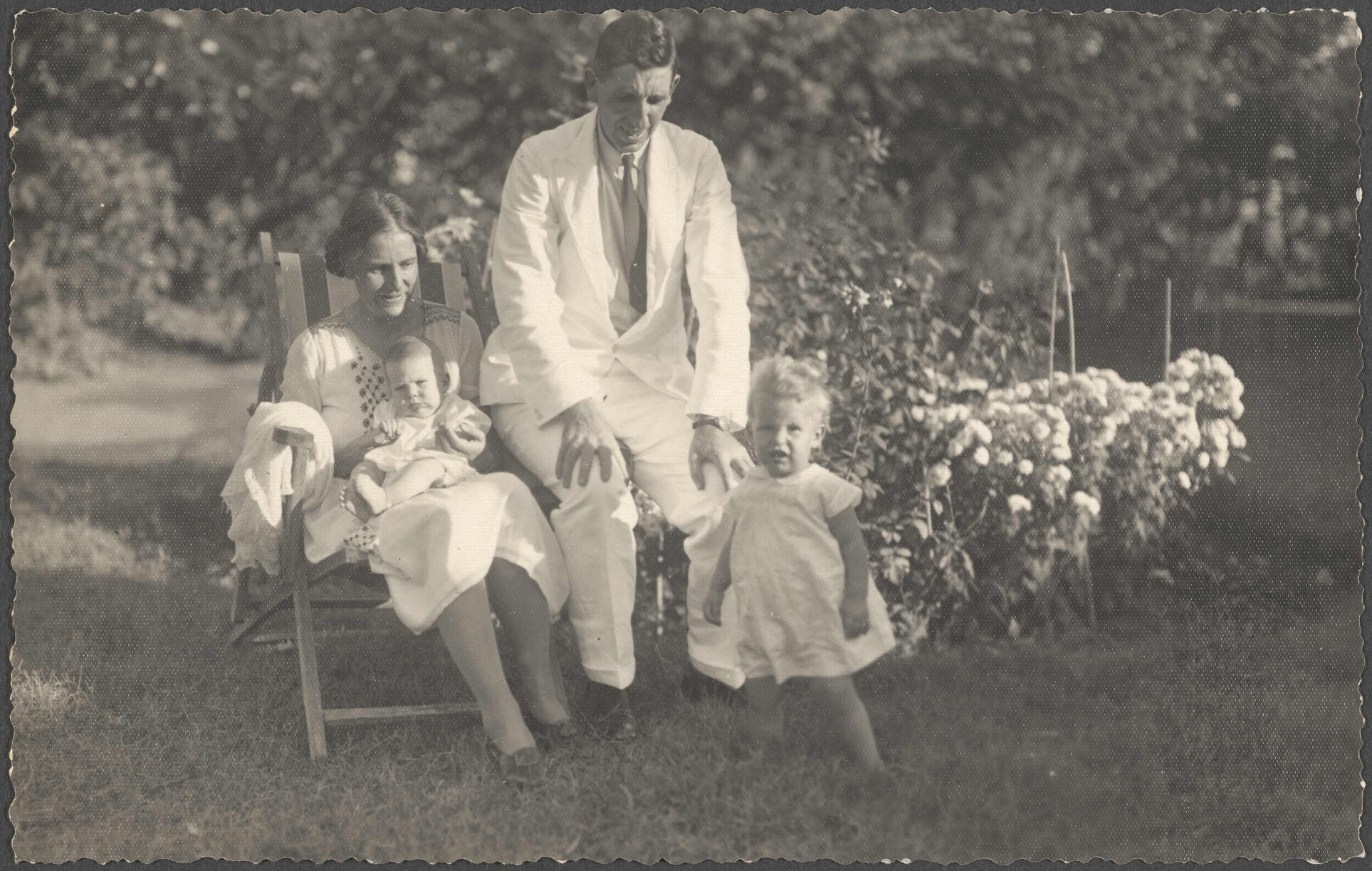 Christmas postcard from the Hamilton family