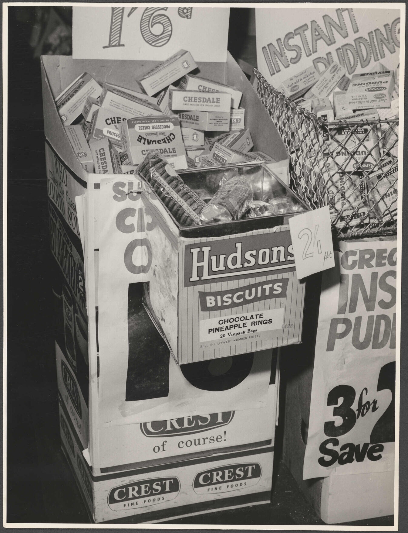 Hudsons Biscuits shop display