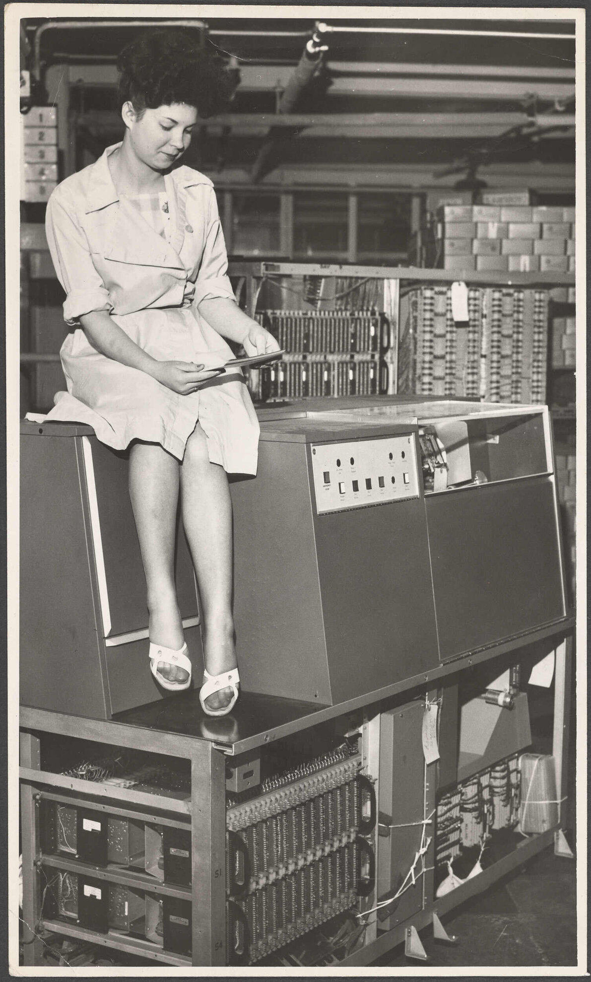 Lorraine Bennett with ICT 1301 computer