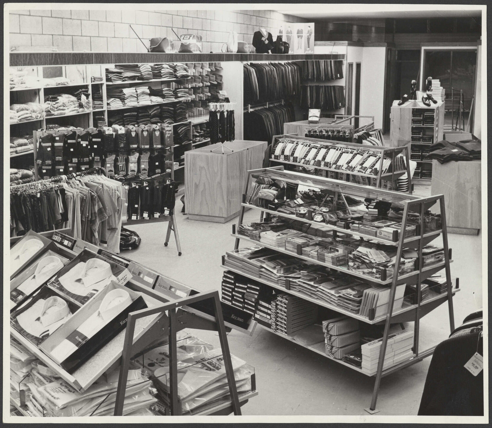 Hallensteins store interior, Papakura