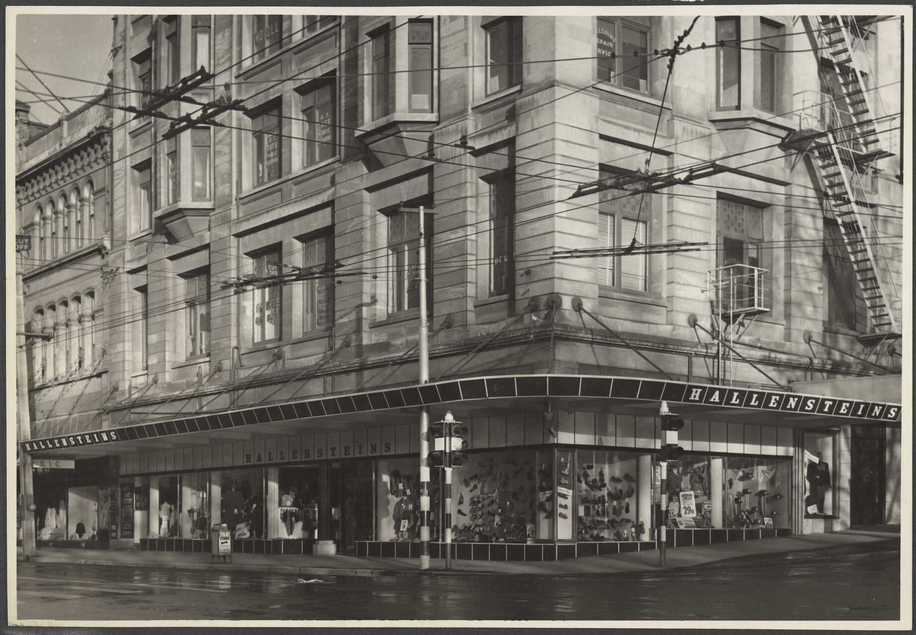 Hallensteins branch premises, Octagon