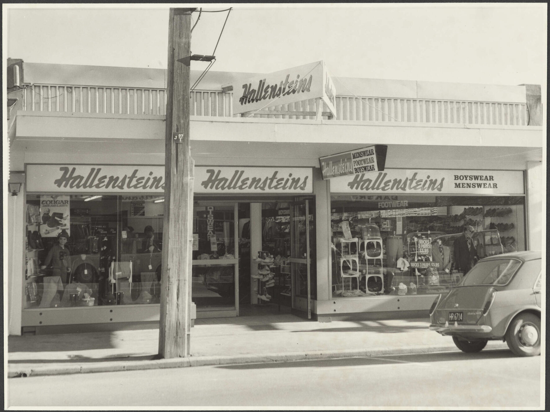 Hallensteins branch premises, Mosgiel