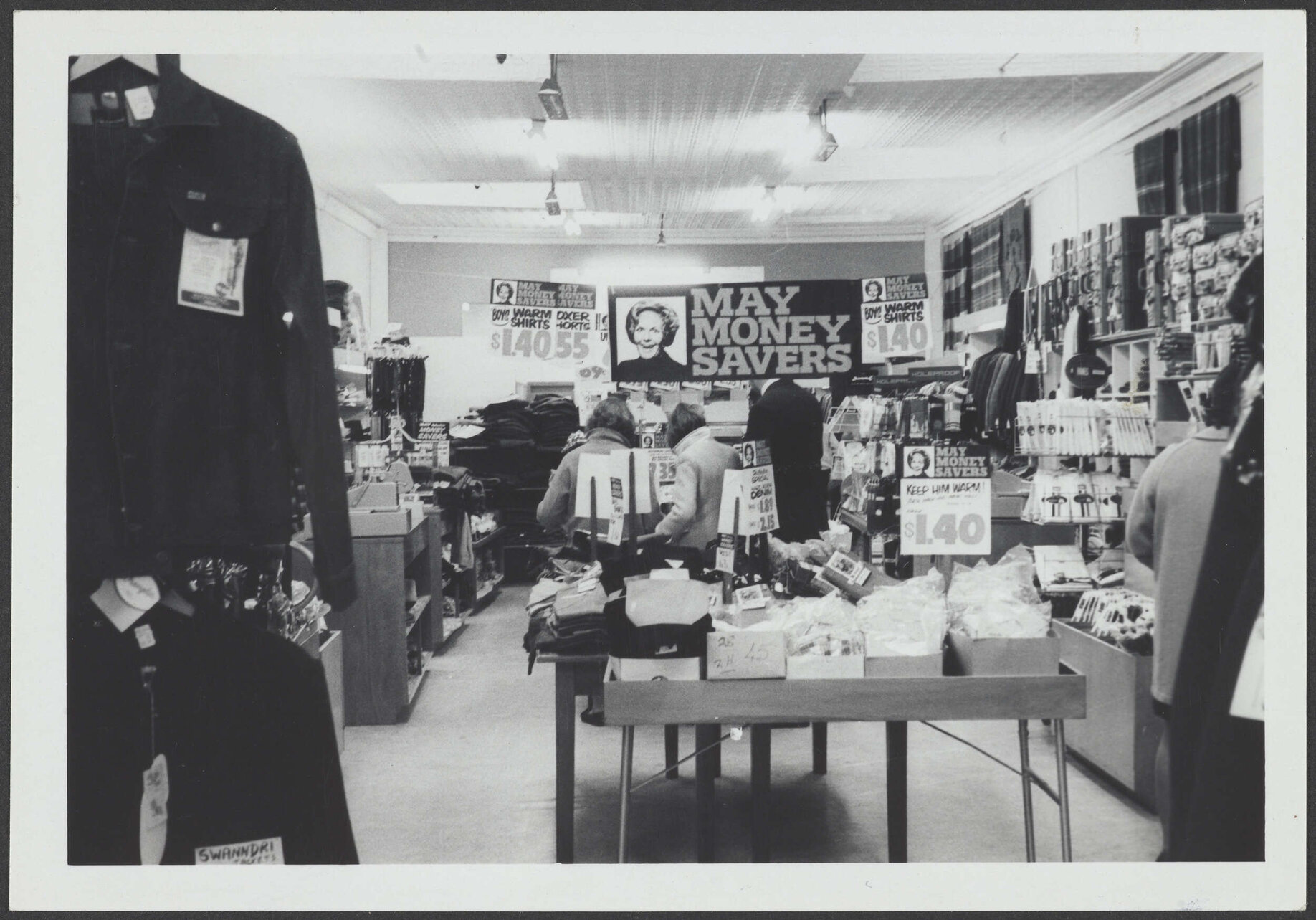 Hallensteins store interior, Gore