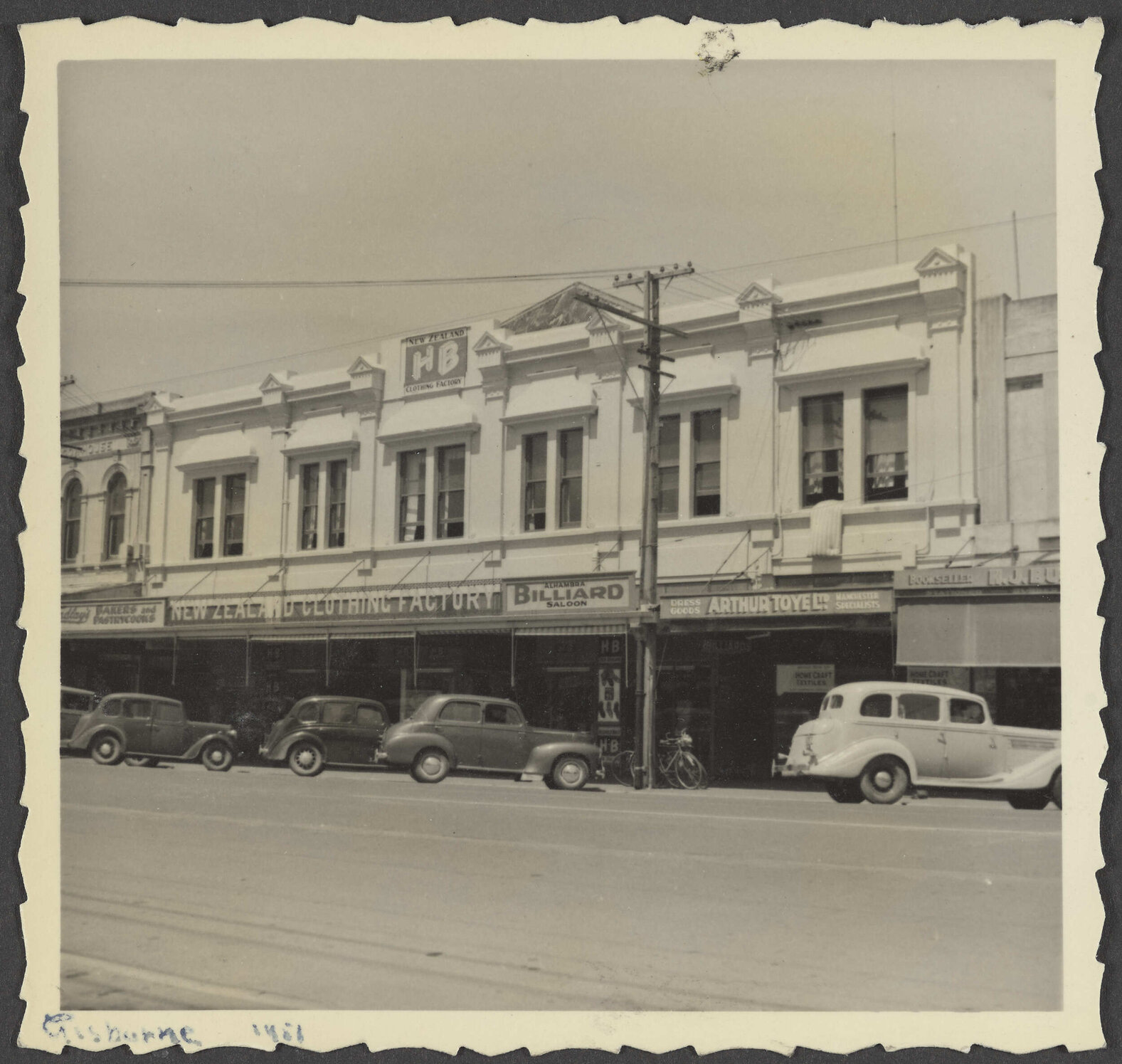 Hallensteins branch premises, Gisborne