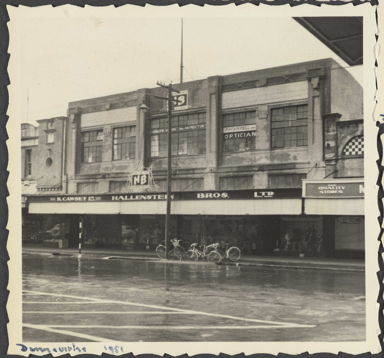 Hallensteins branch premises, Dannevirke