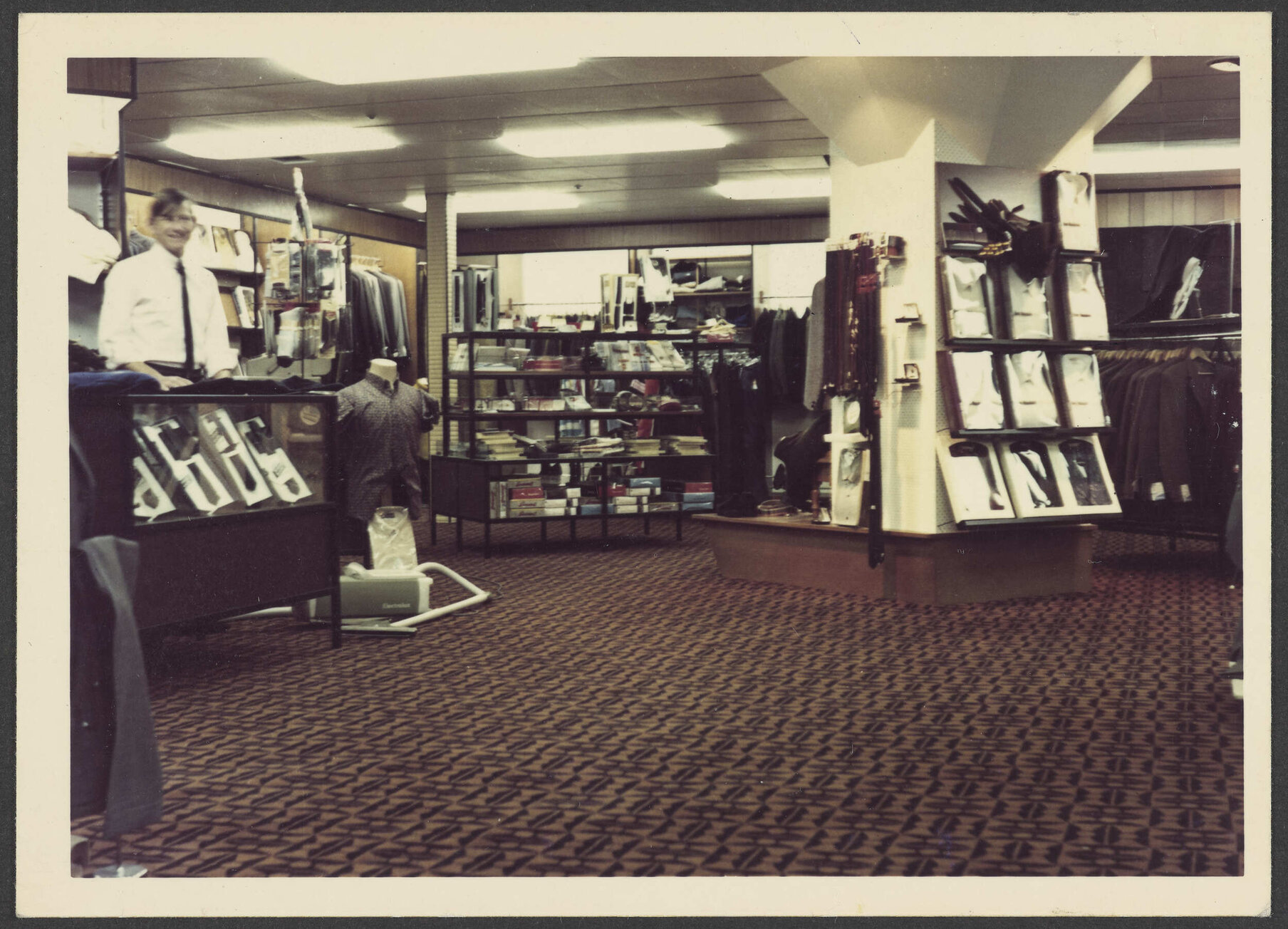 Hallensteins Suit Shop [Christchurch]