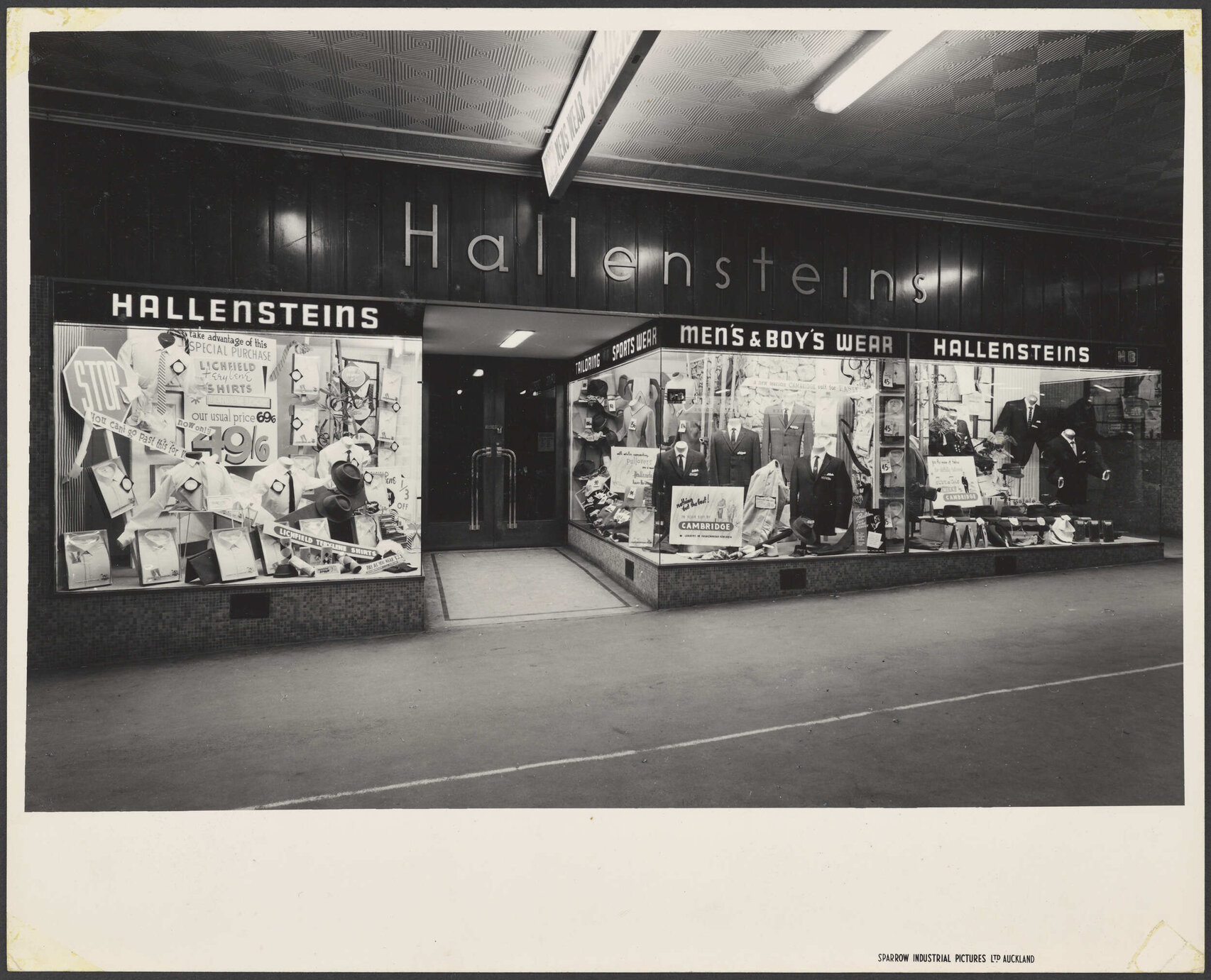 Hallensteins branch premises, Queen Street, Auckland