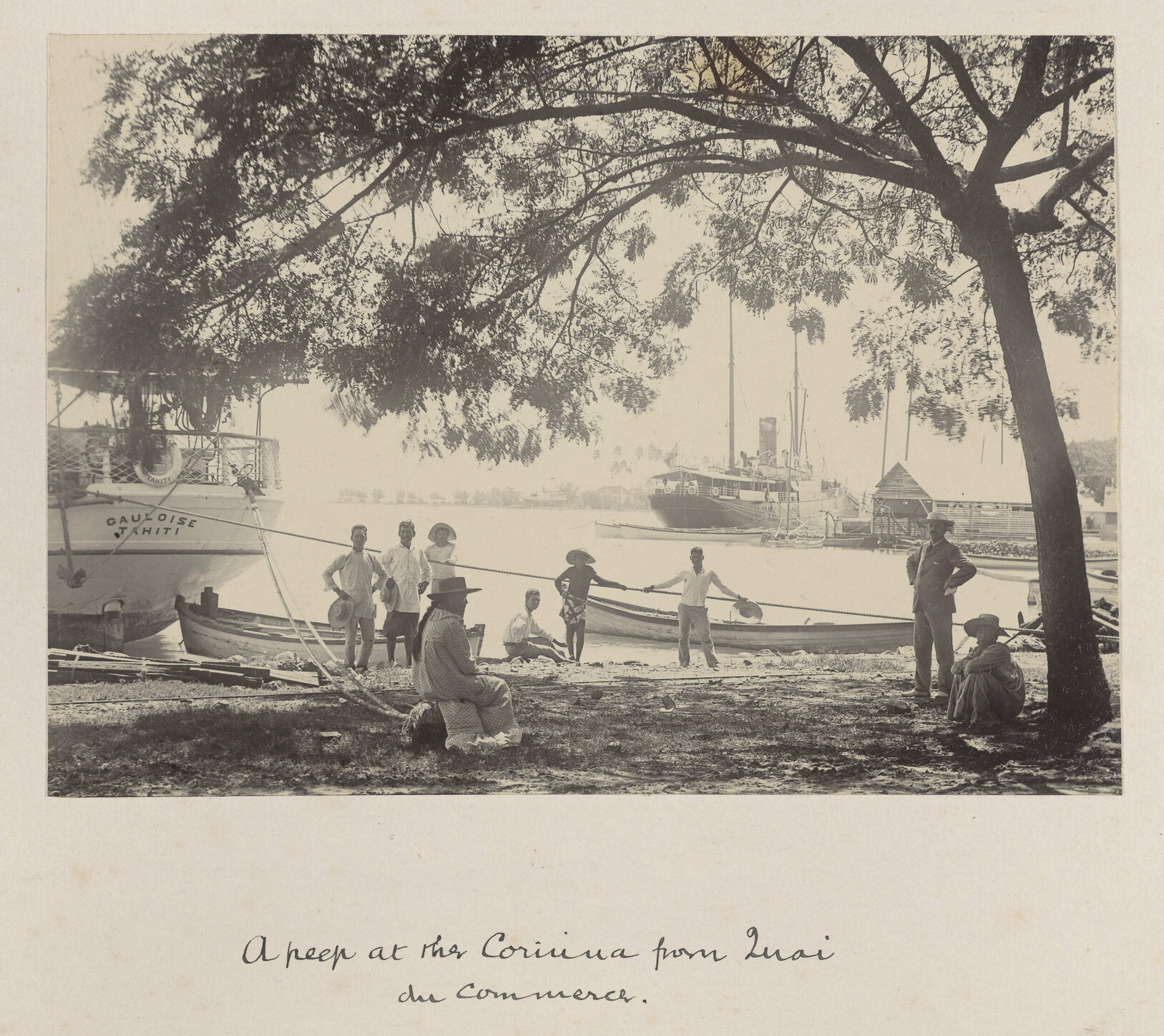 A peep at the Corinna from Quai du Commerce