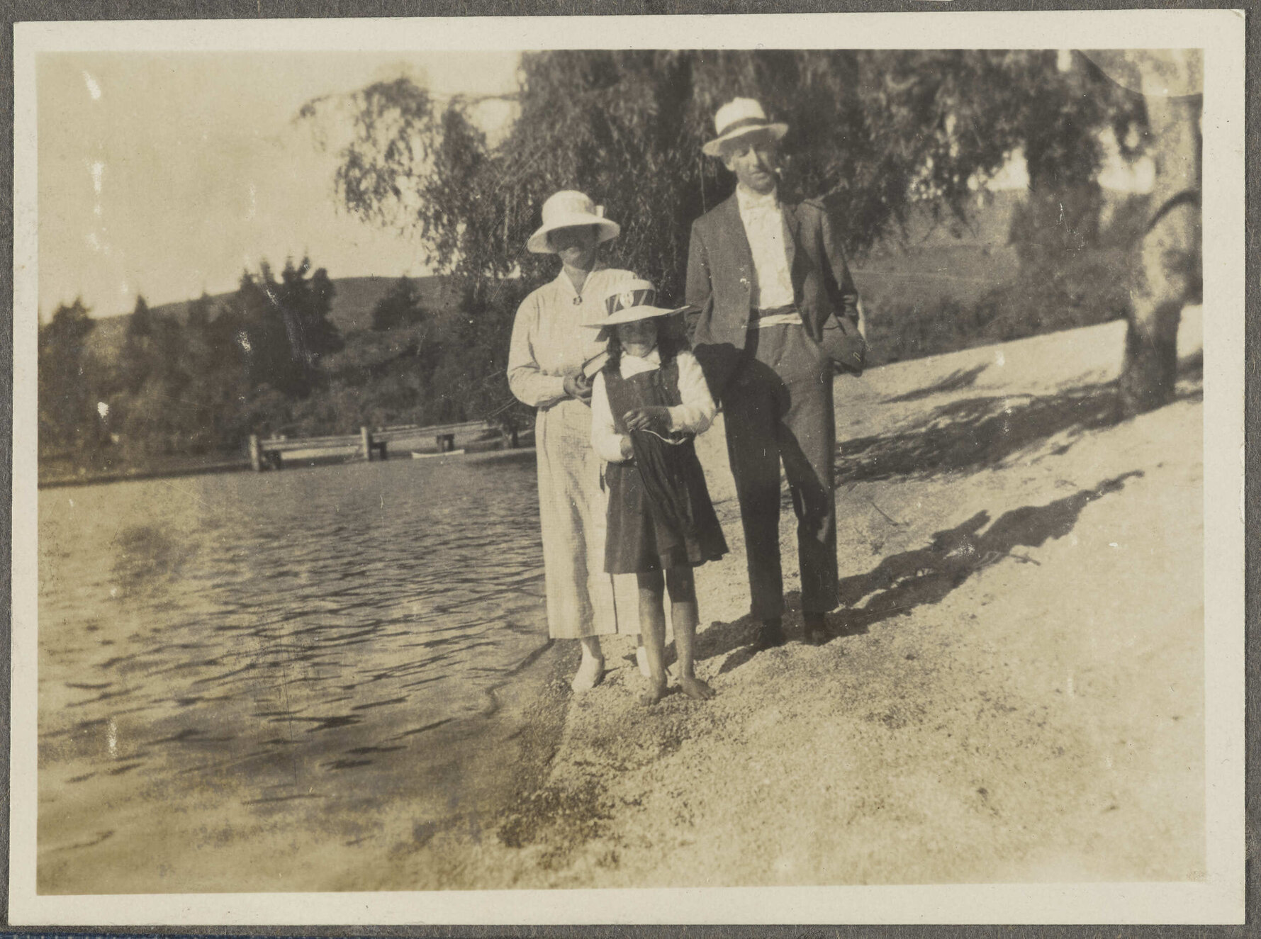 Henry, Lesley Brasch[?] and unidentified woman
