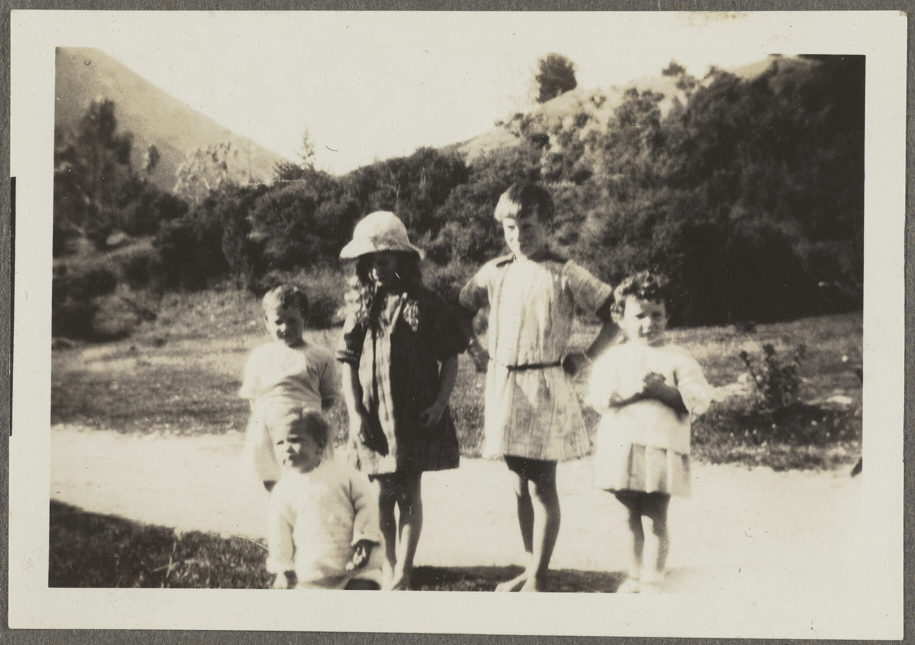 Five unidentified chidren