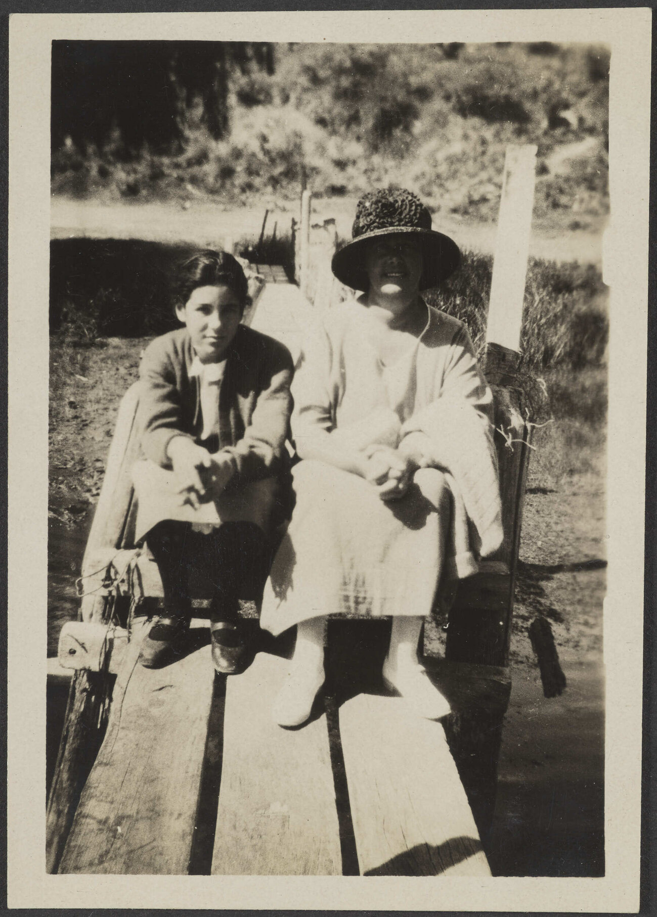 Lesley Brasch and unidentified woman