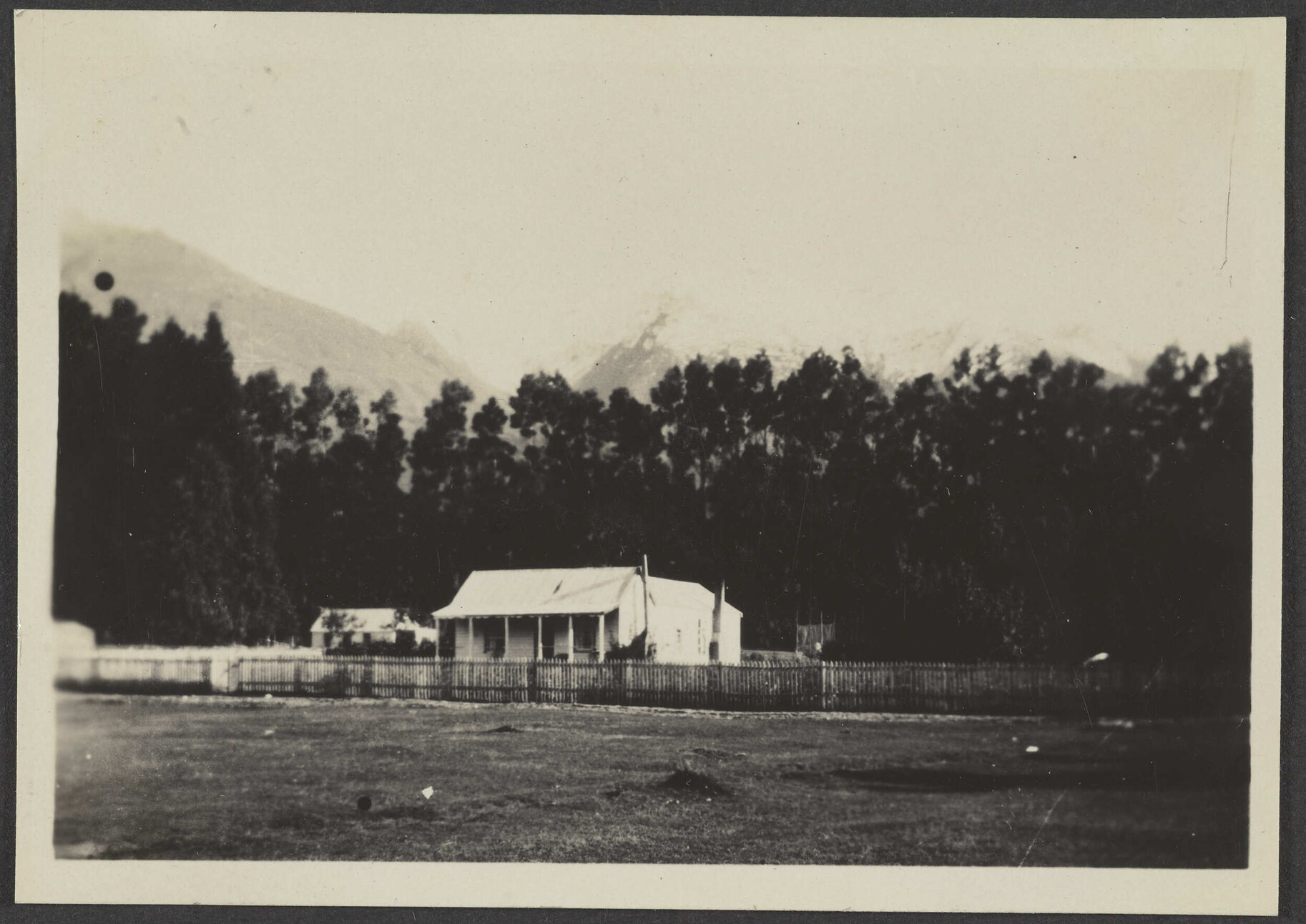 Building at Minaret Station