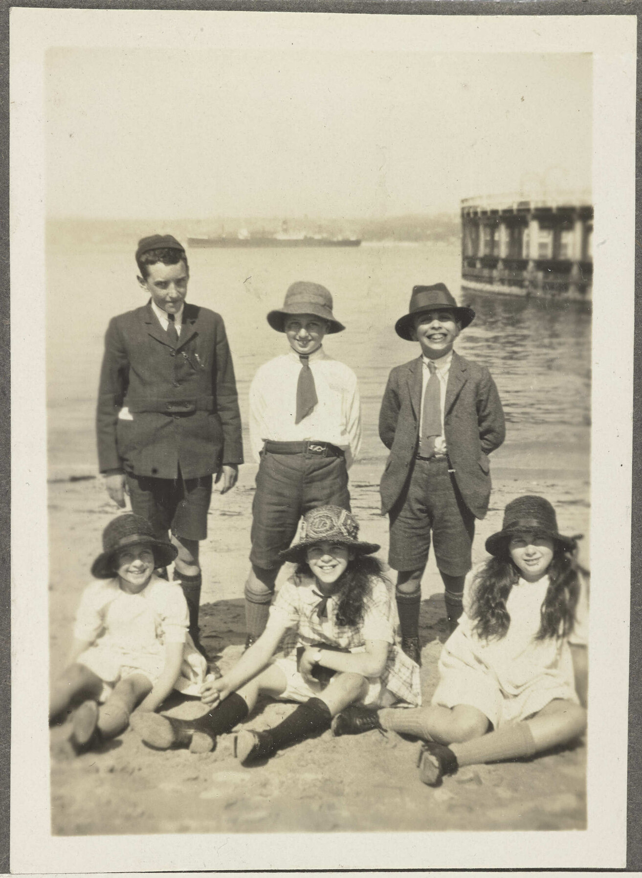 Charles and Lesley Brasch with four unidentified children
