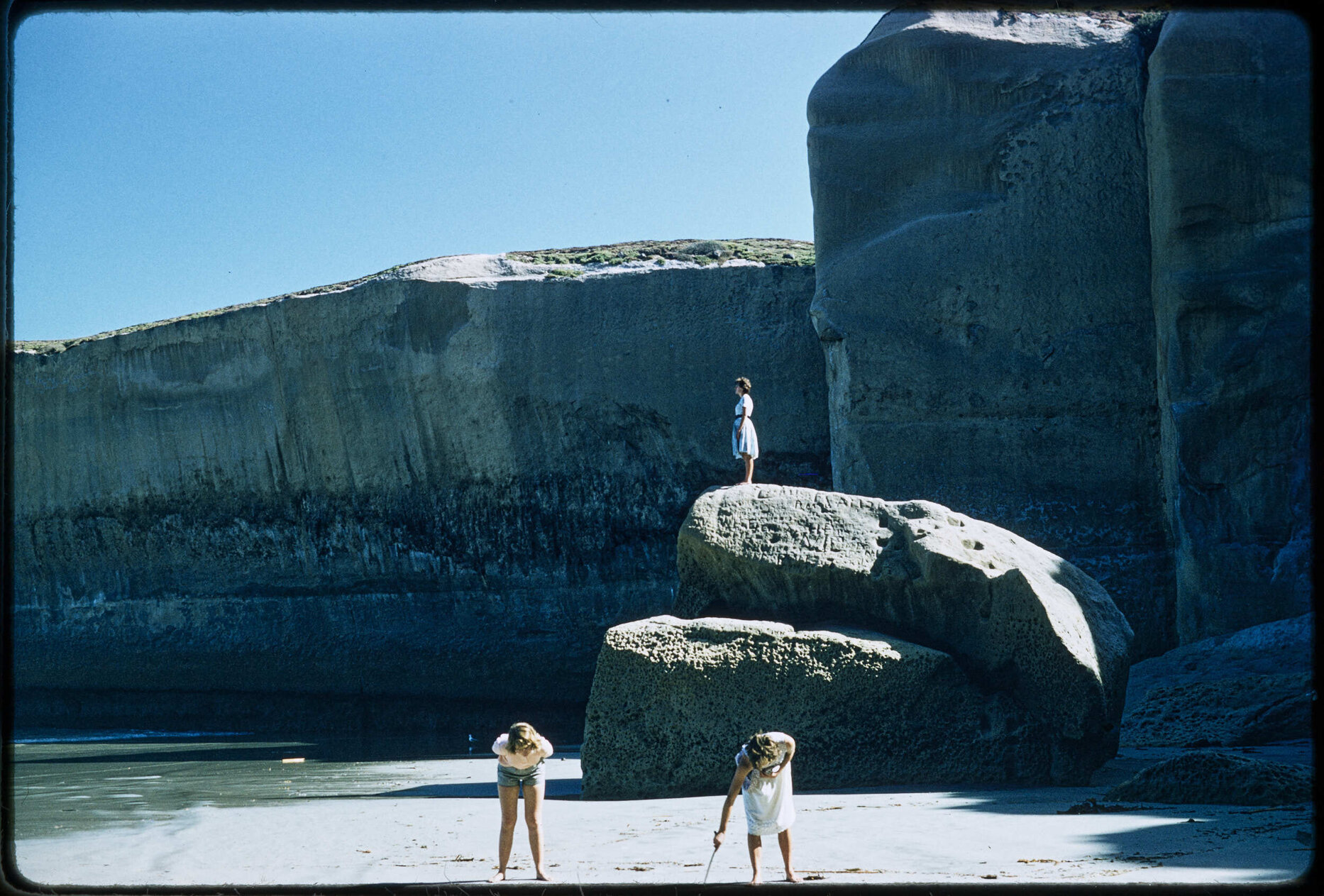 Tunnel Beach