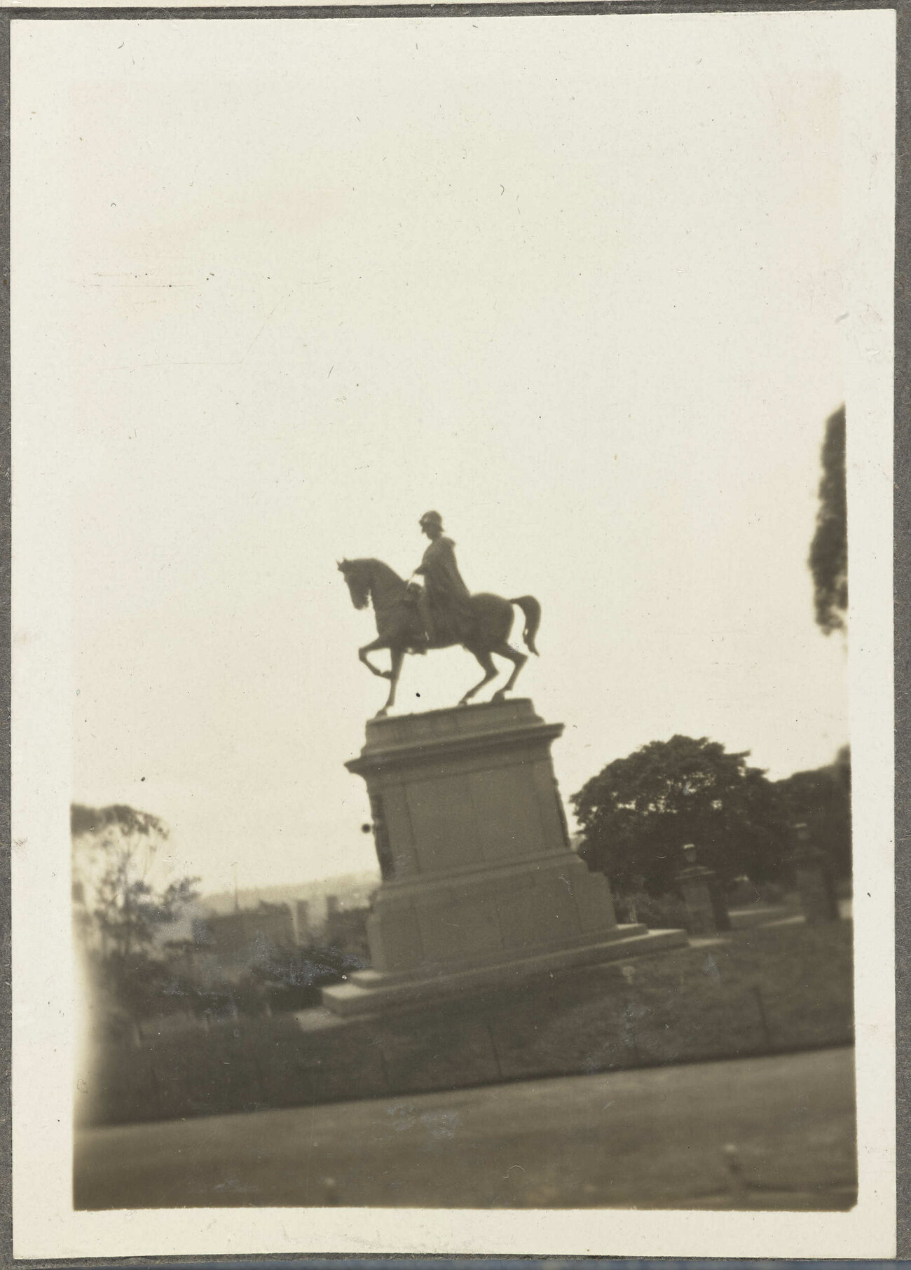 Statue of a soldier on a horse