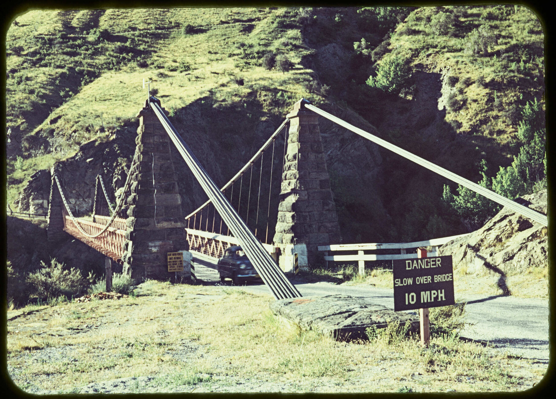 Kawarau Suspension Bridge