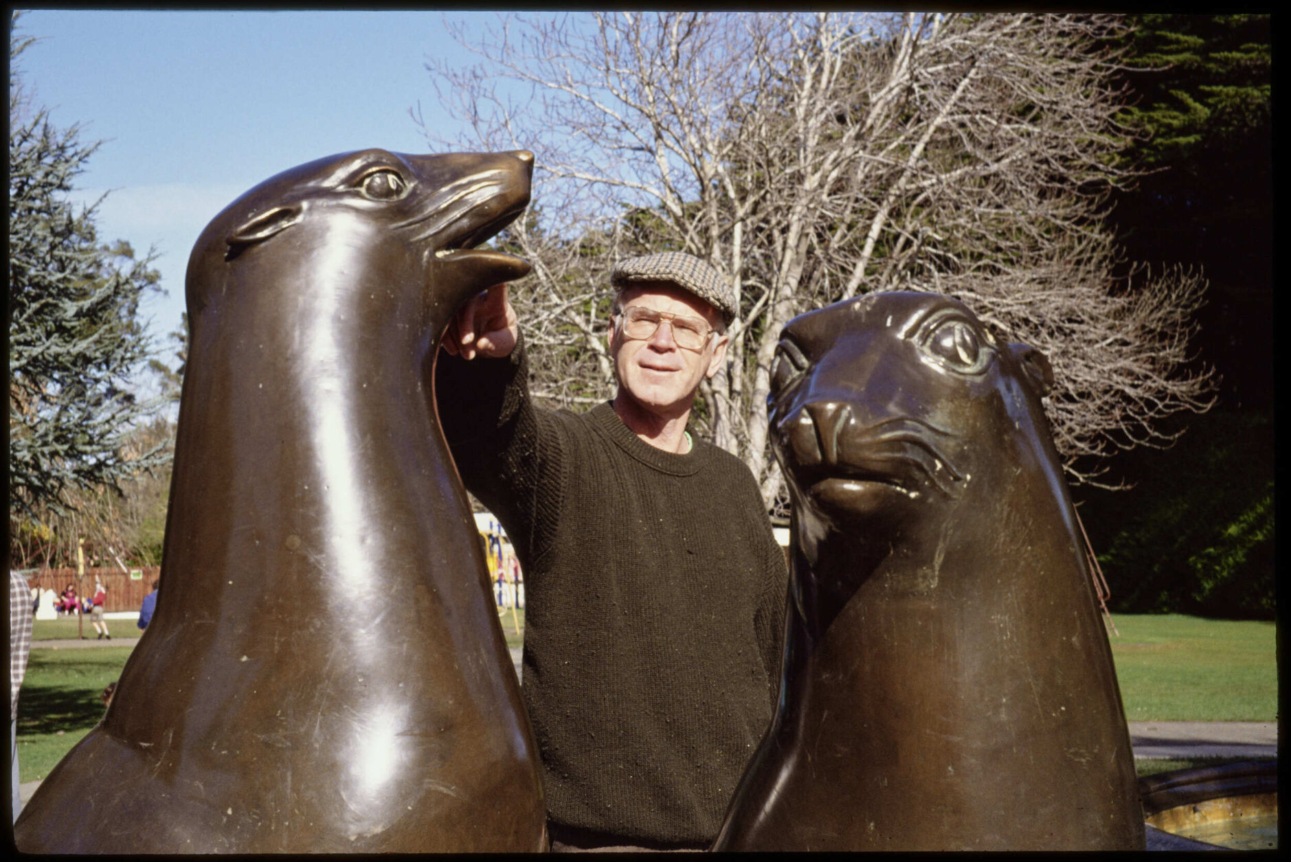 Murray Hanan with seal statues