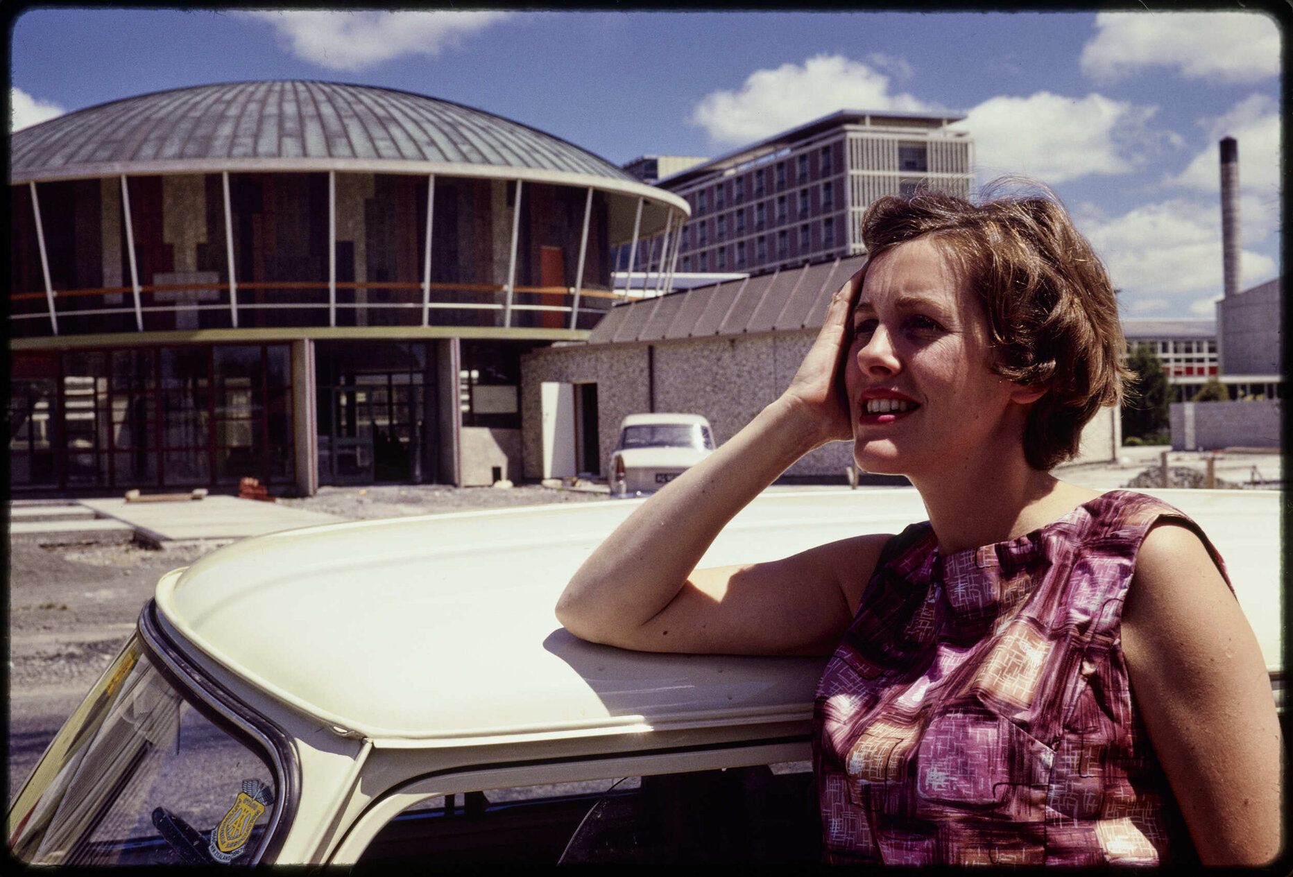 Elizabeth Hanan outside School of Engineering, University of Canterbury