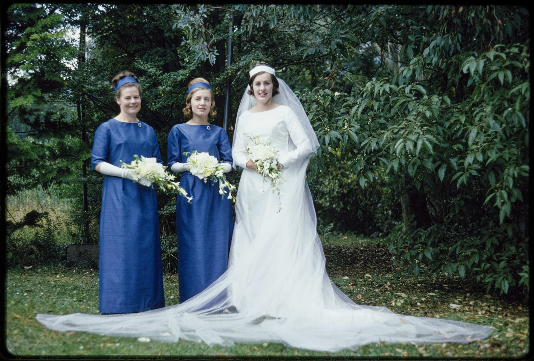 Elizabeth Hanan with her bridesmaids