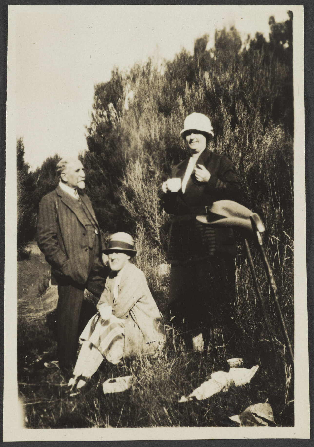 Willi Fels and two unidentified women
