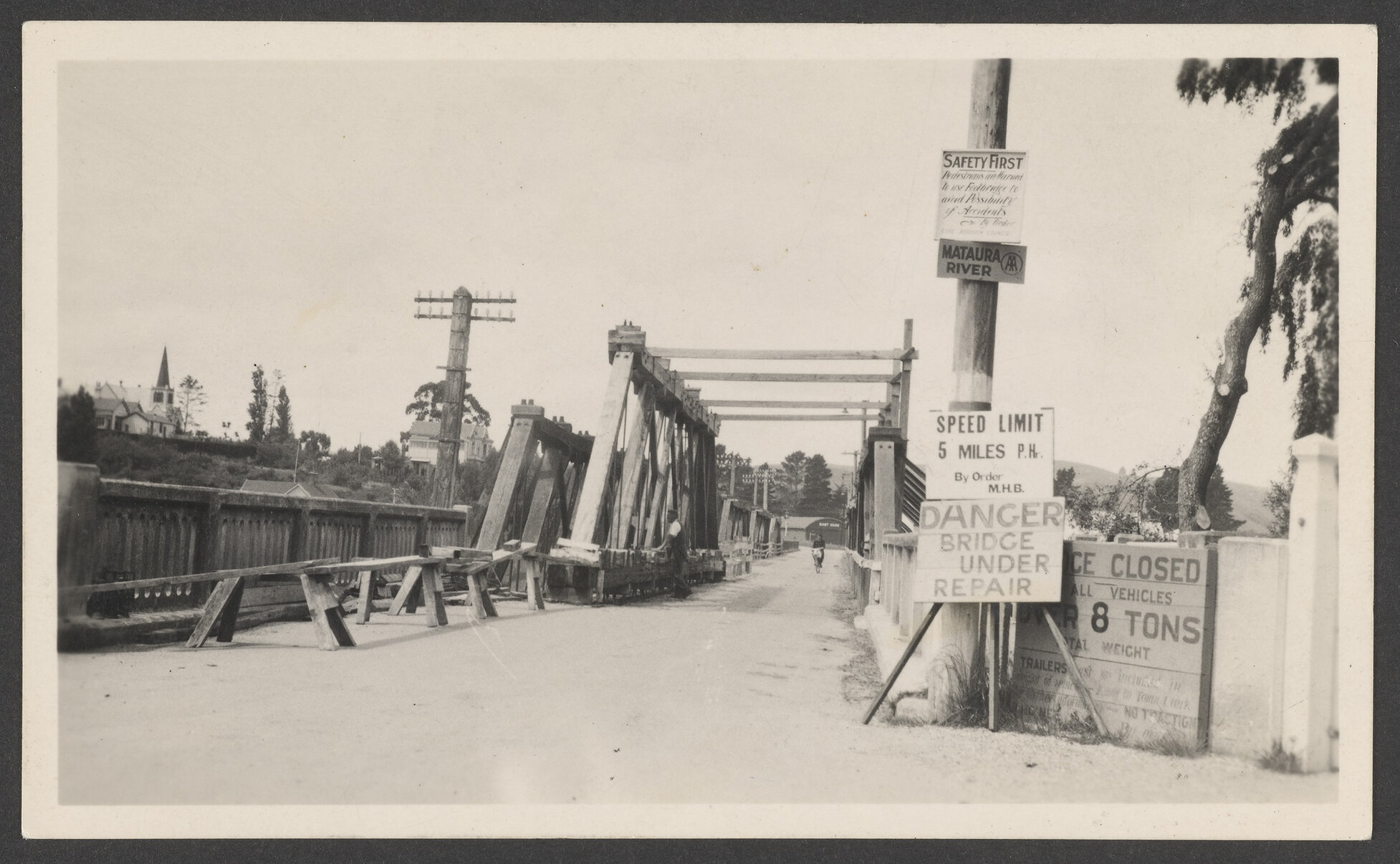 Repairs to Gore Bridge