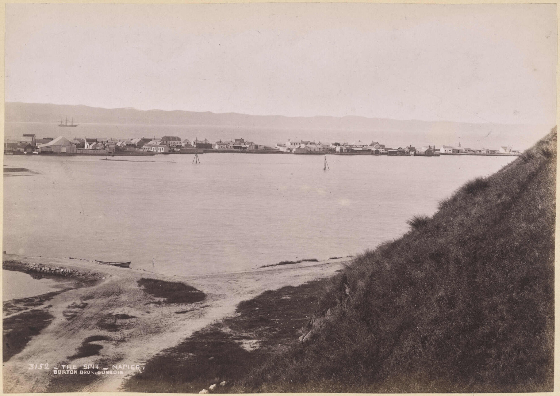 The Spit,  Napier
