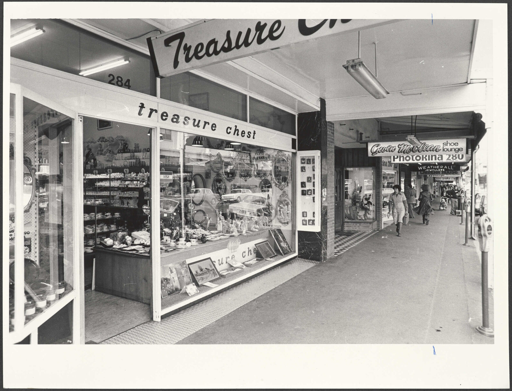 Treasure Chest, Golden Block