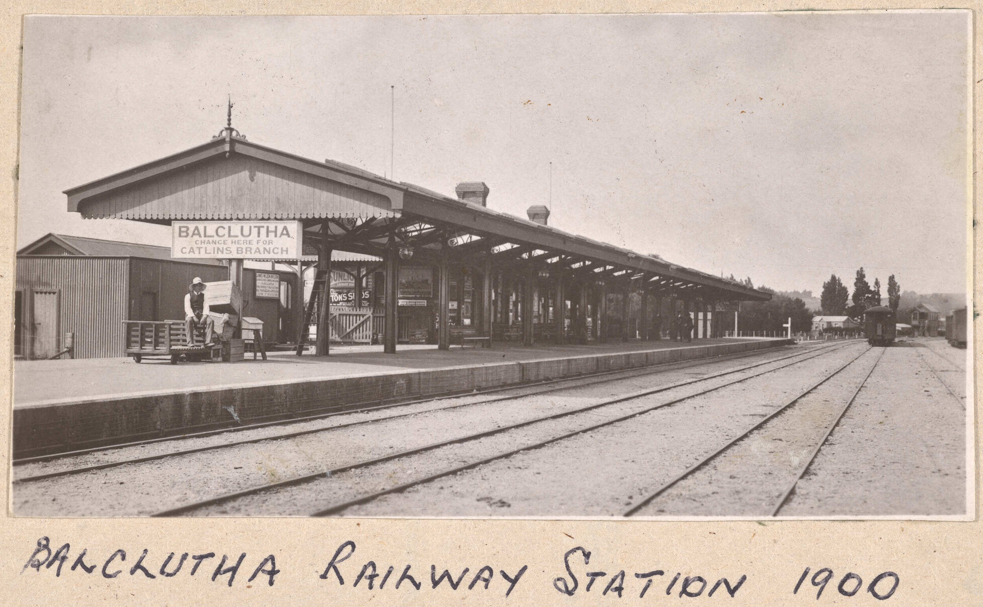 Balclutha Railway Station