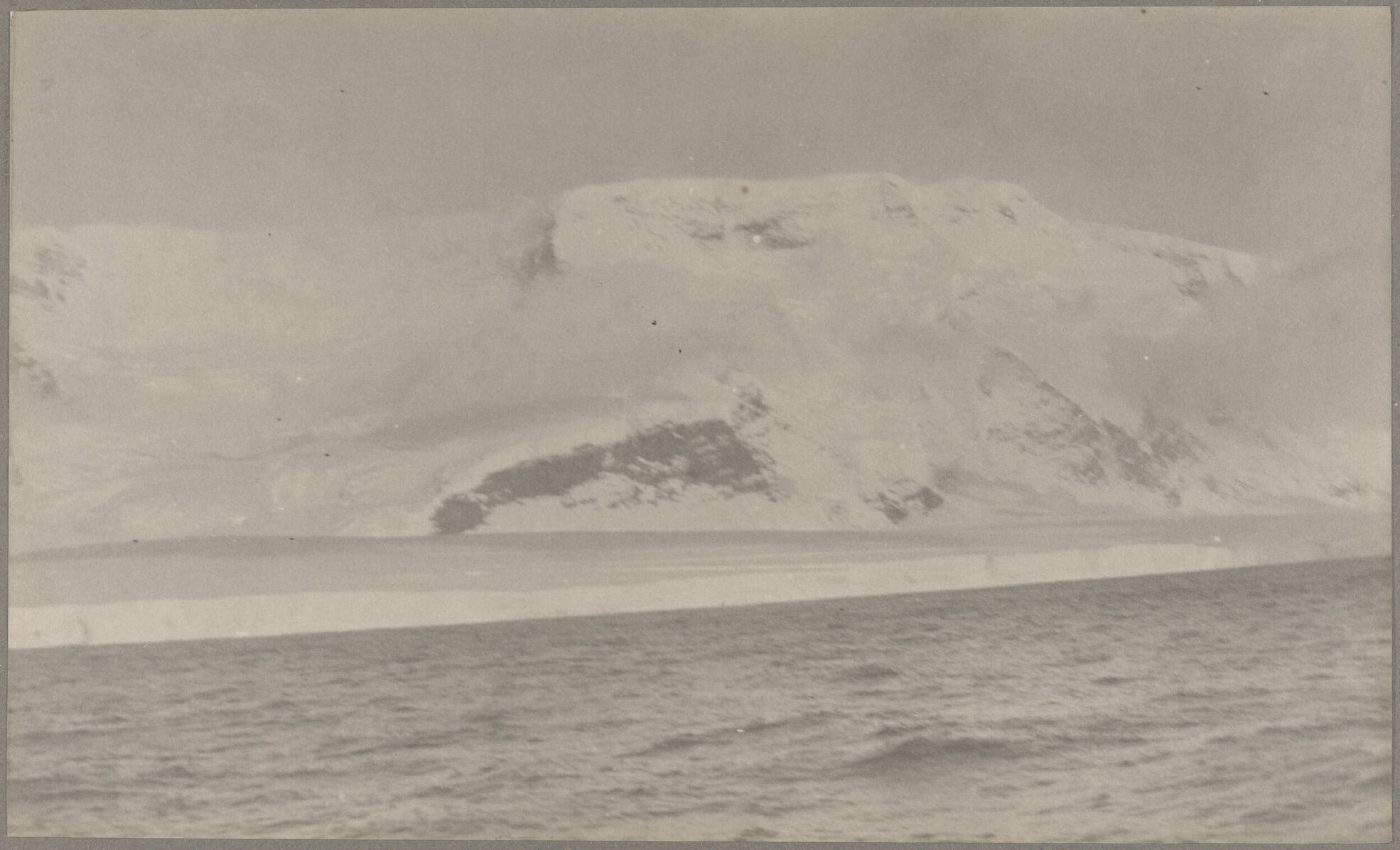 Antarctic coast