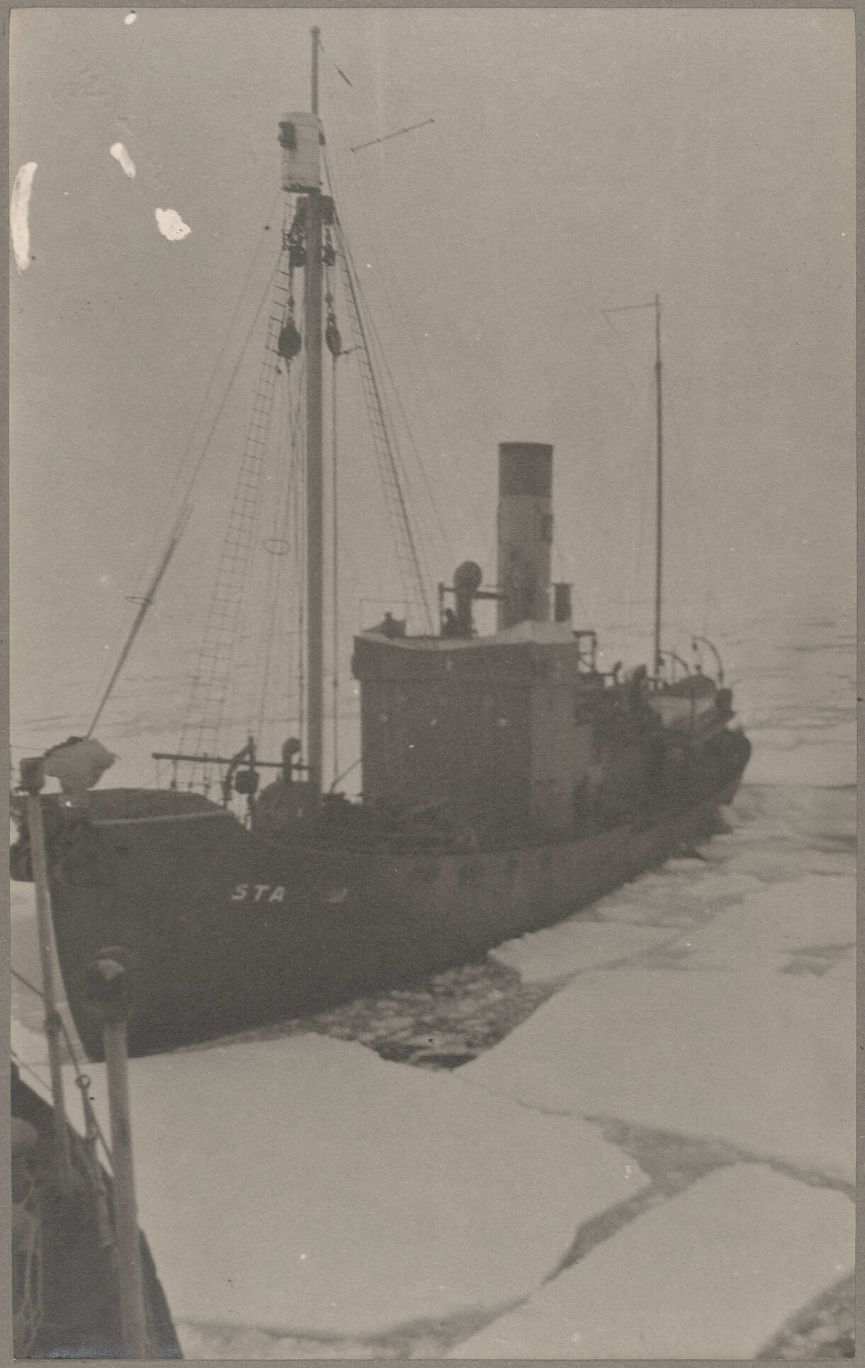 Star III whale-catcher