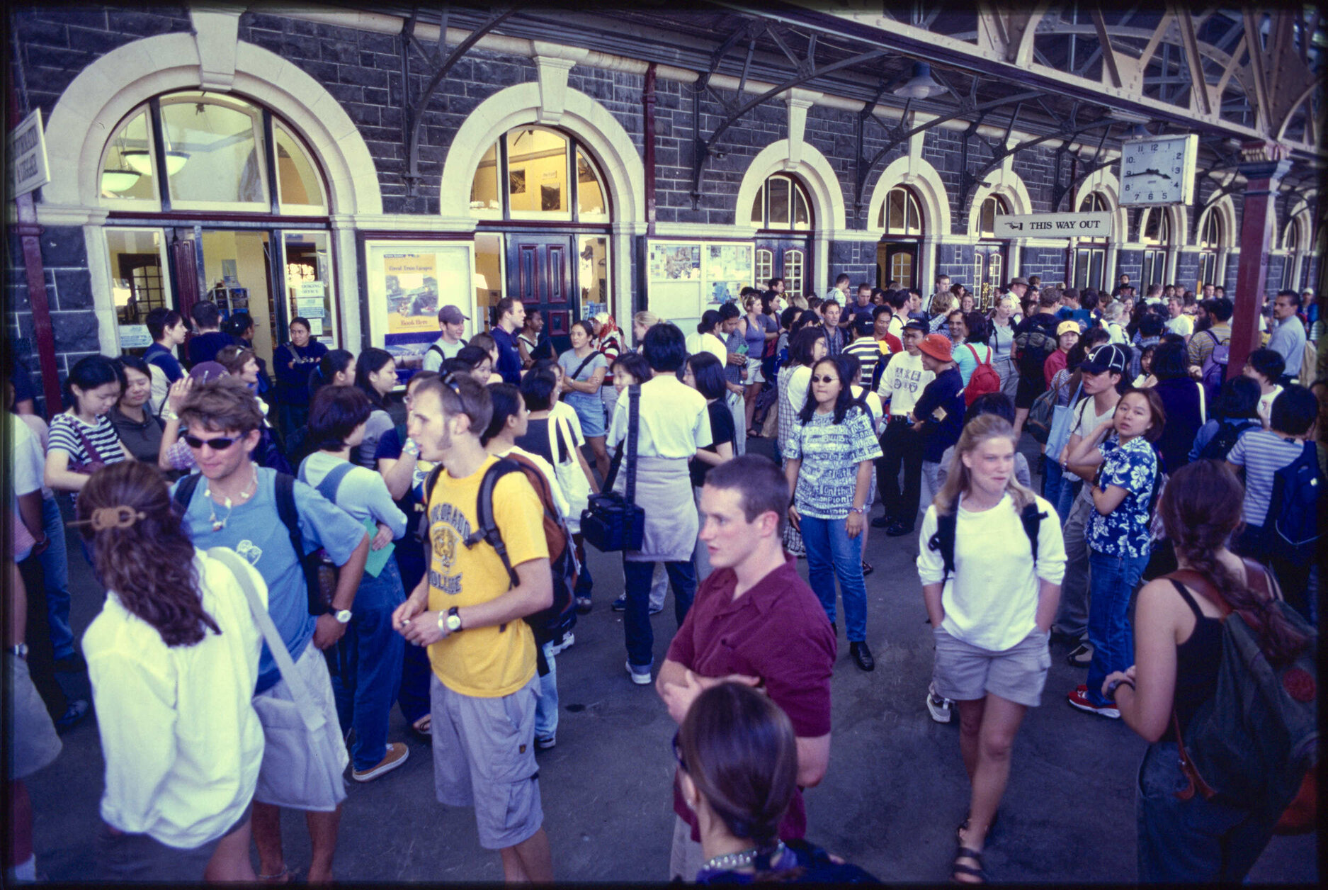 Crowd on platform at Dunedin Railway Station