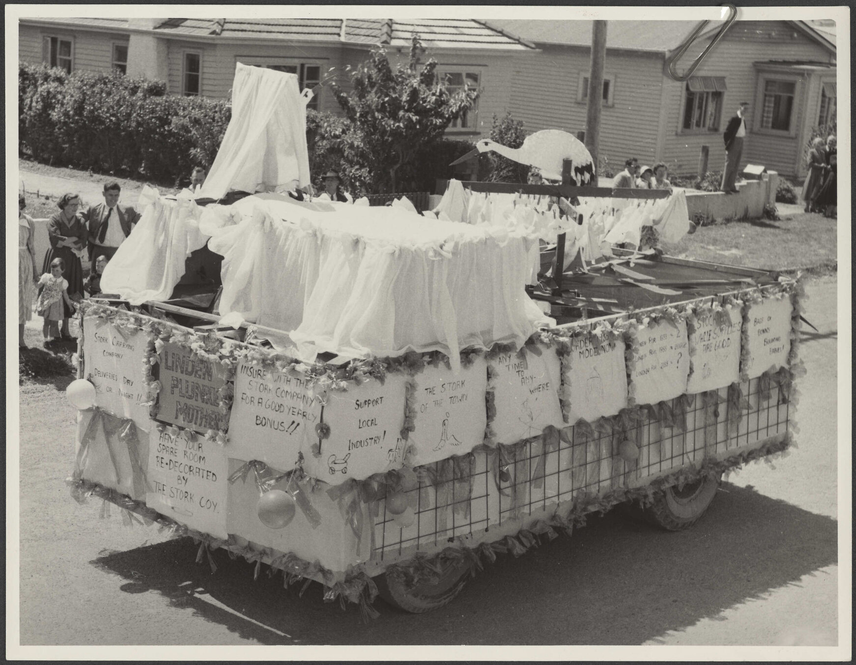 Linden parade float during the Tawa Flat Centennial