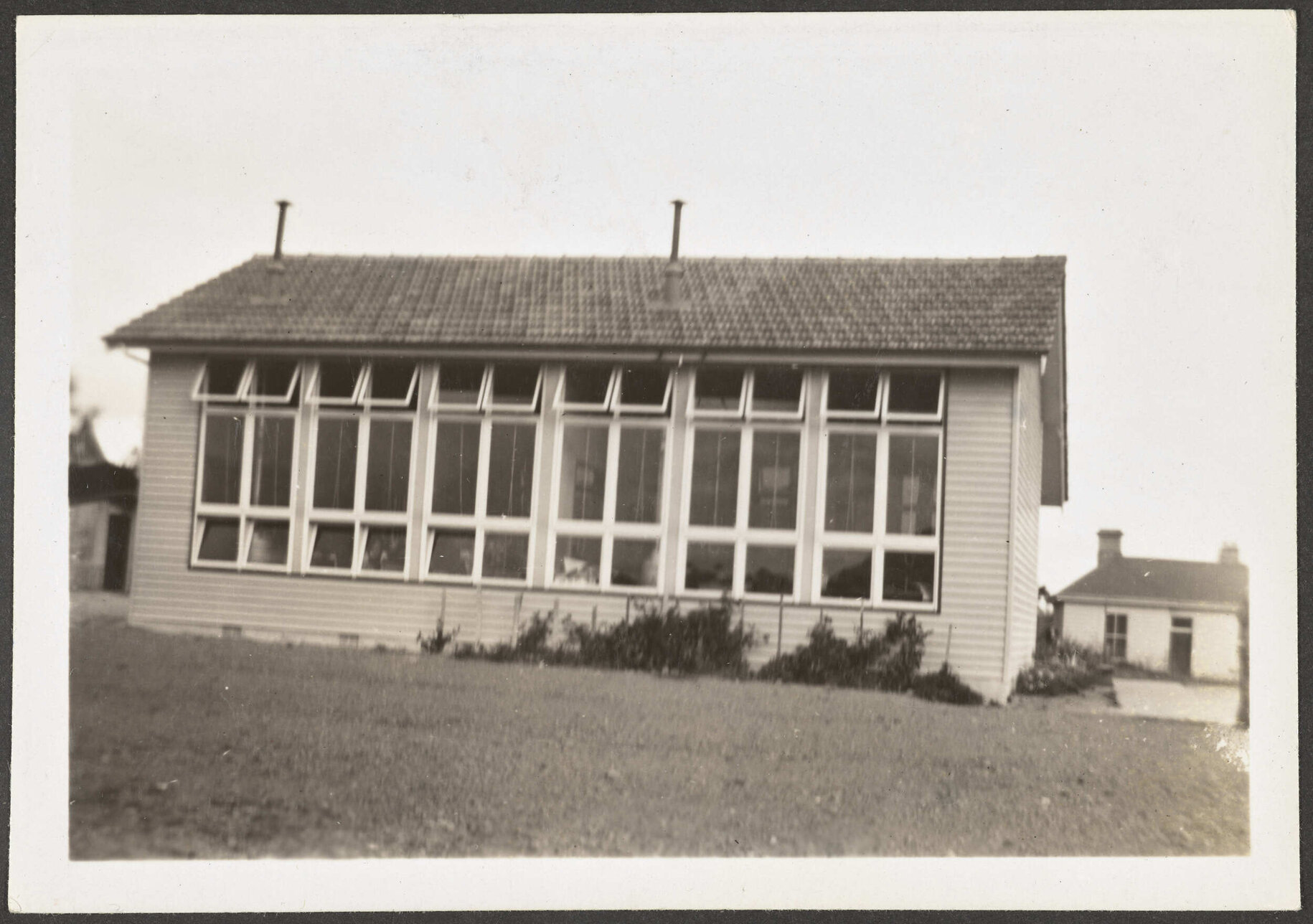 Lovells Flat School