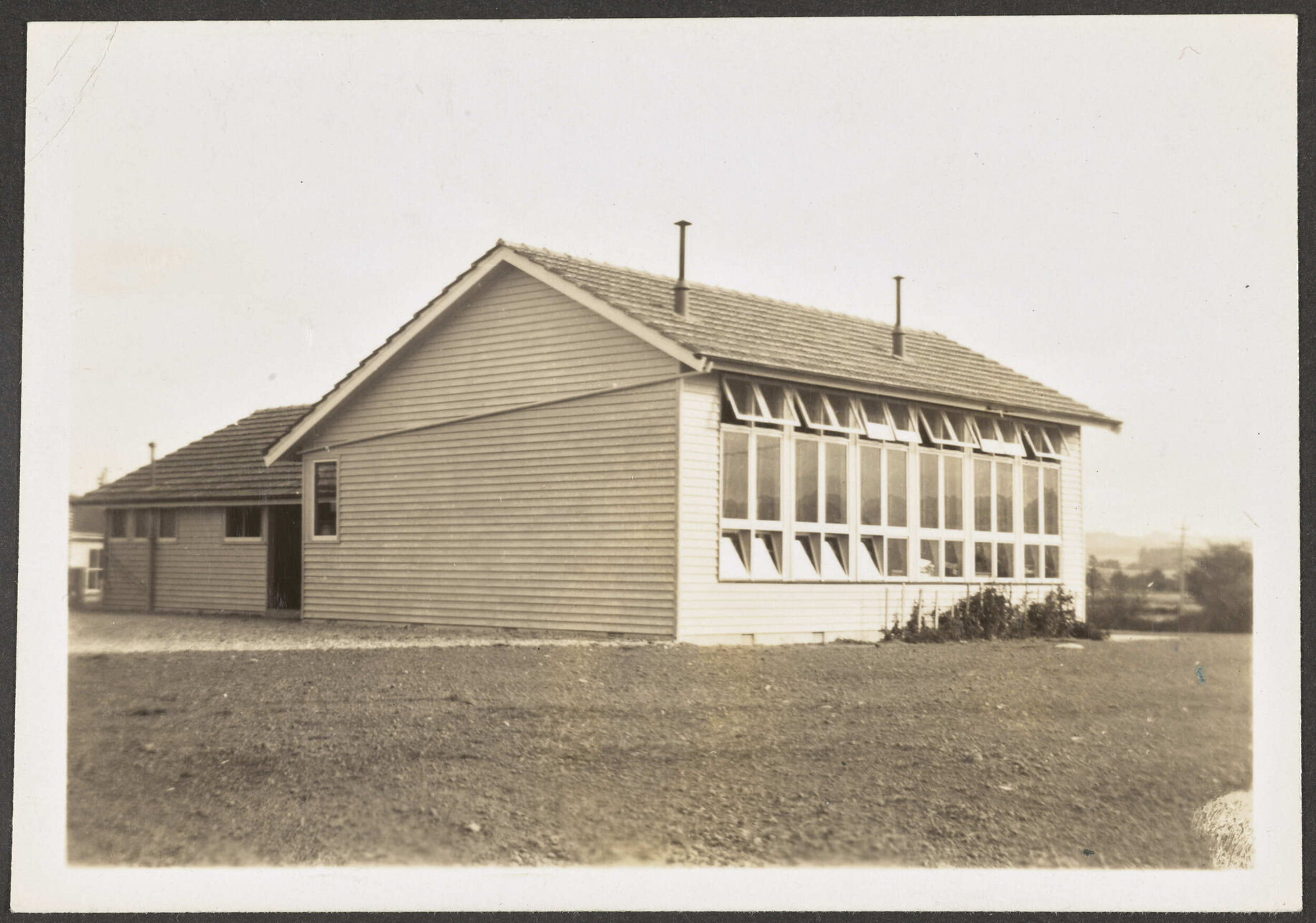 Lovells Flat School