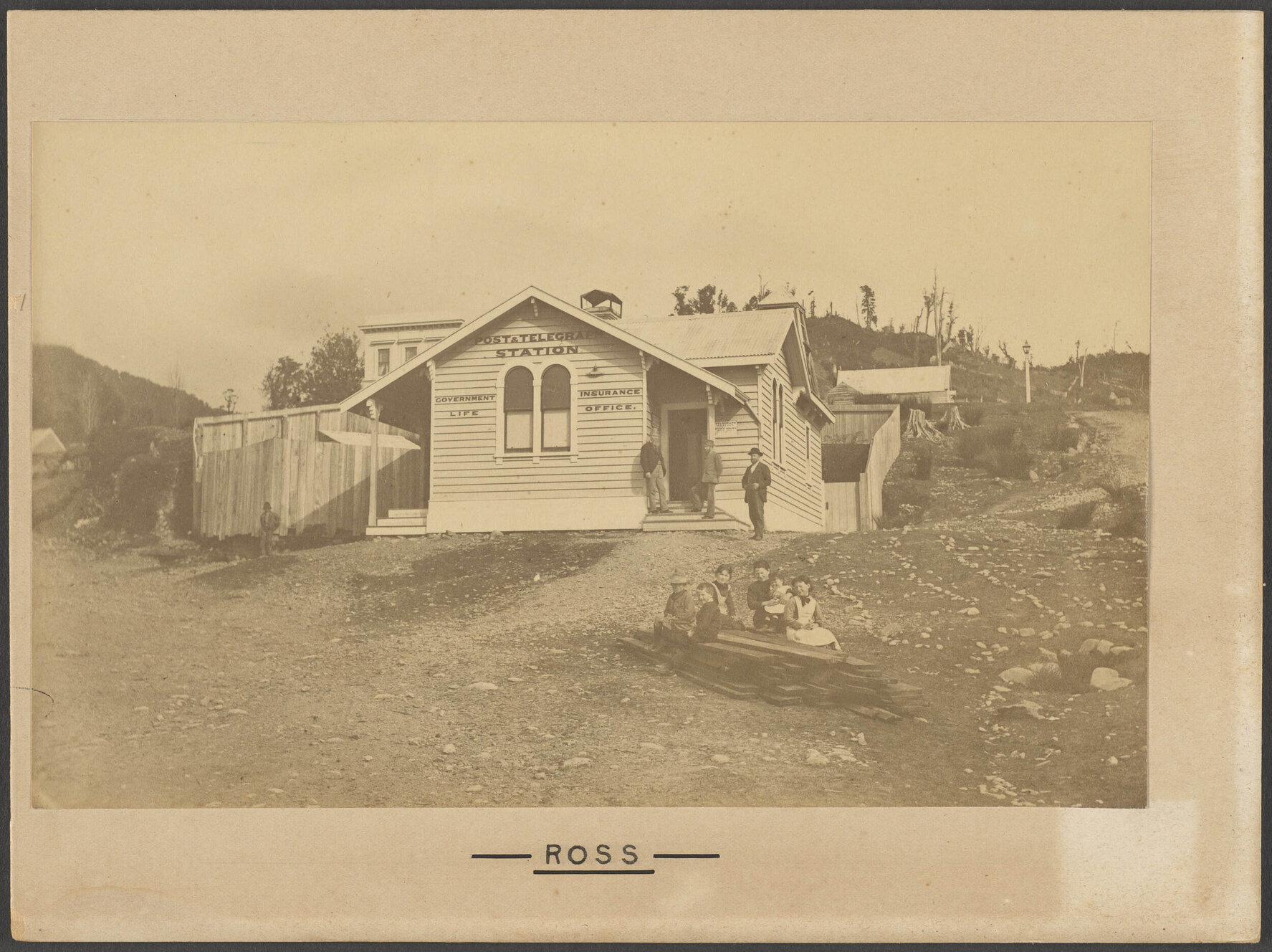 Post &amp; Telegraph Station and Government Life Insurance Office, Ross