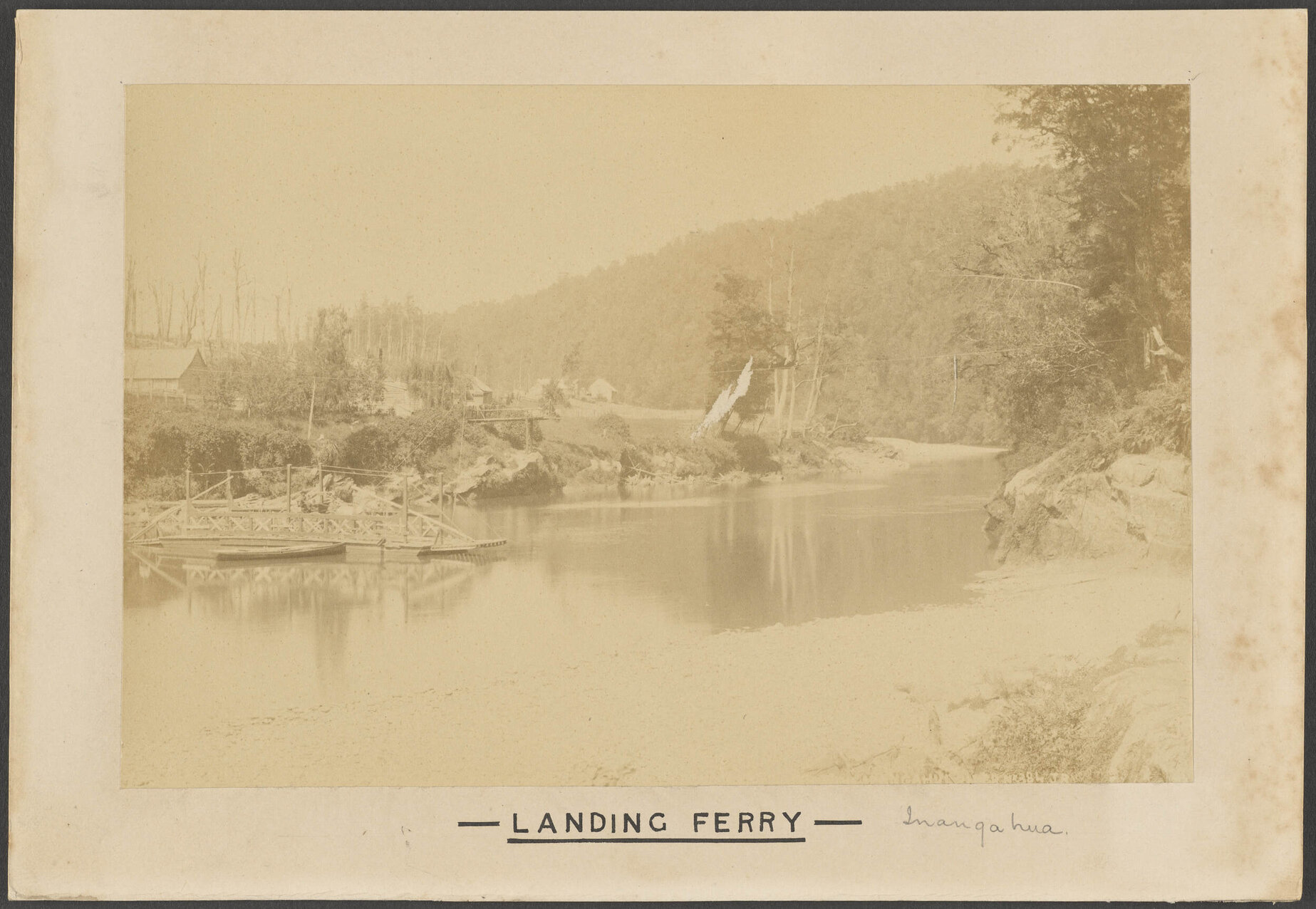 Landing ferry, Inangahua