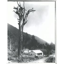 Jacksons Accommodation House (Later Known as Perry Range Hotel)