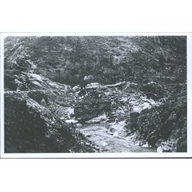 Kirtleburn Hotel Stop Burnt down 1880's