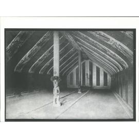 Wharepuni at Koroniti: Interior