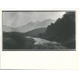 EGLINTON RIVER - leaving Lake Gunn