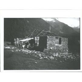 Alpine Club Hut construction Work Party